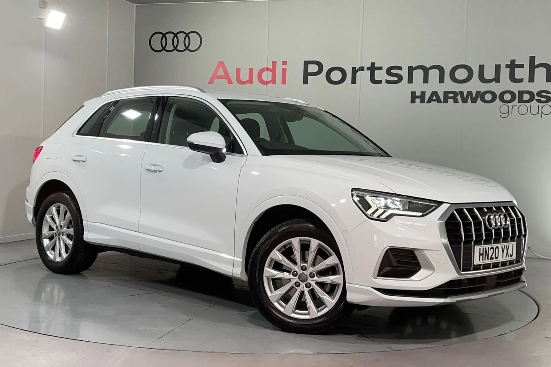 Audi Q3 focused image