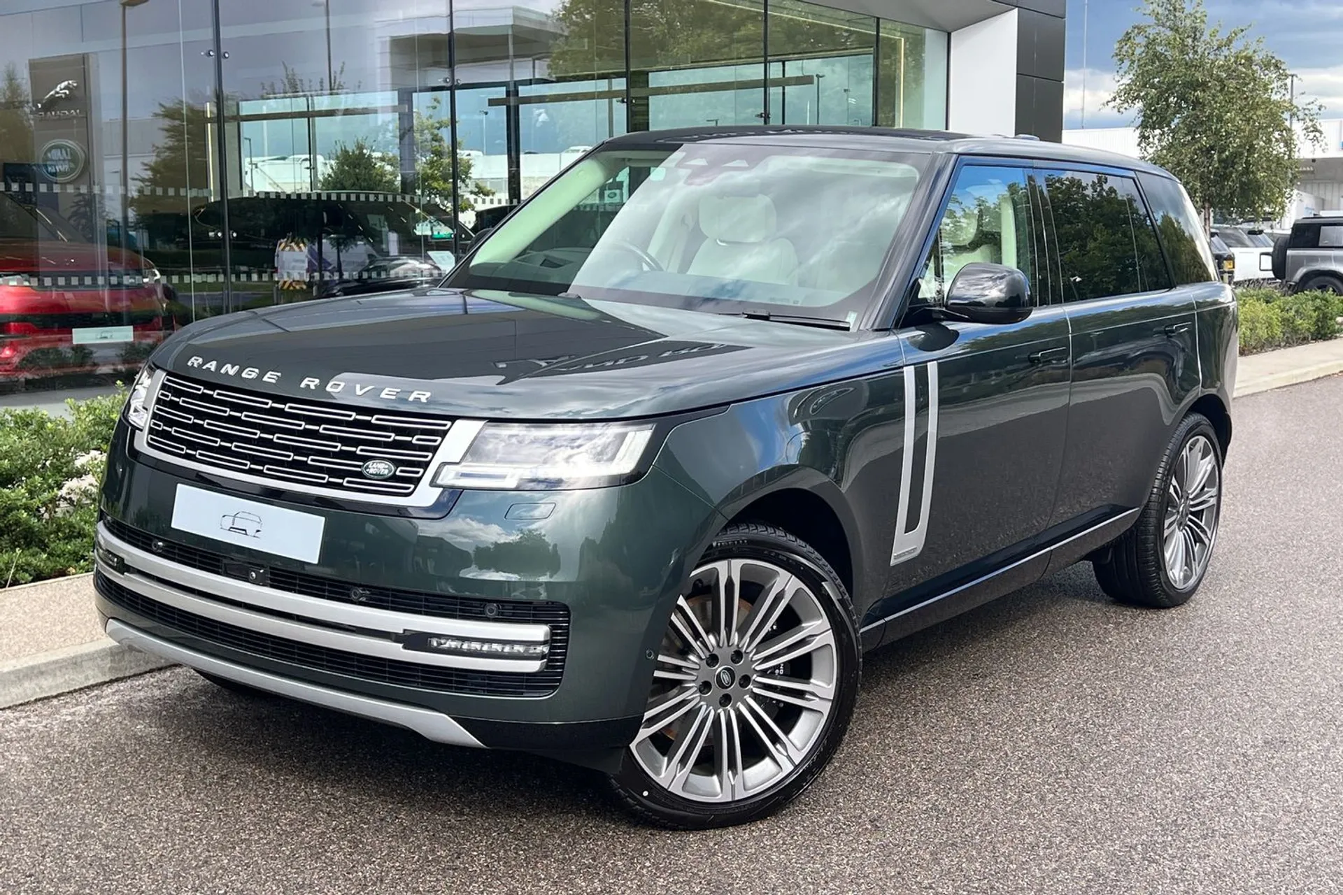 LAND ROVER RANGE ROVER thumbnail image number 13