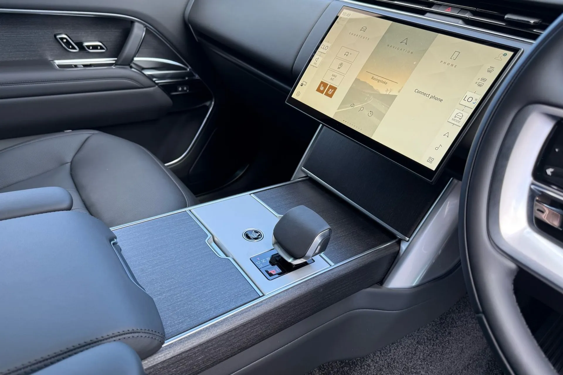 LAND ROVER RANGE ROVER thumbnail image number 19