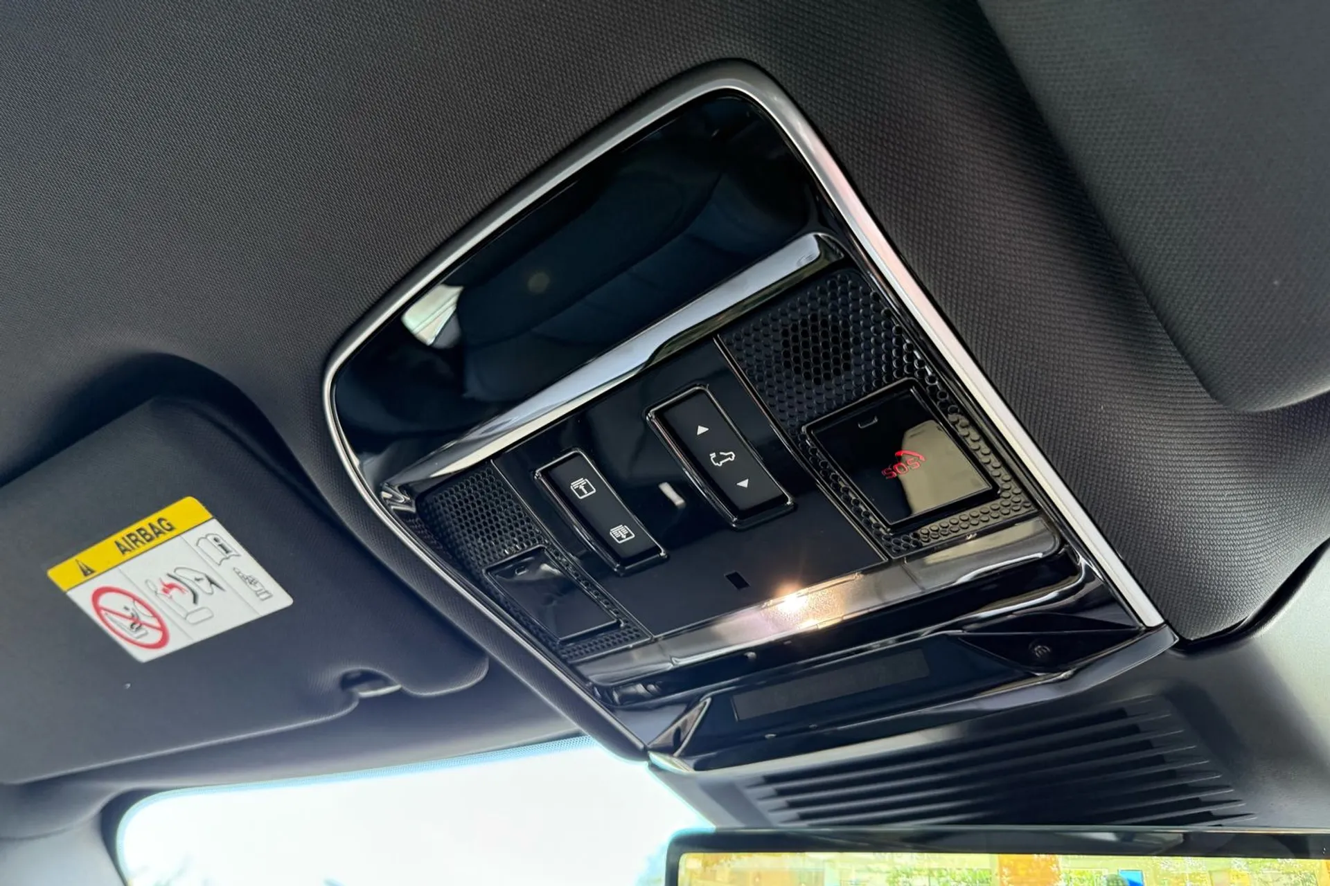 LAND ROVER RANGE ROVER thumbnail image number 59