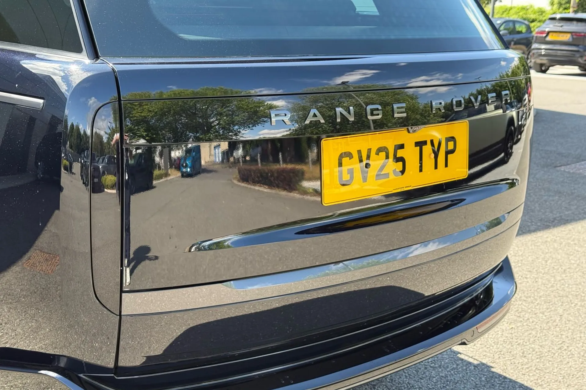 LAND ROVER RANGE ROVER thumbnail image number 52
