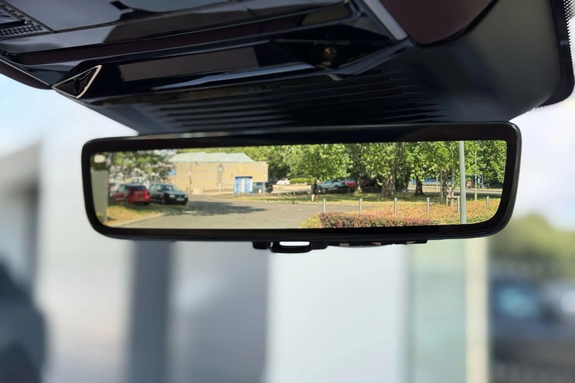 LAND ROVER RANGE ROVER thumbnail image number 35