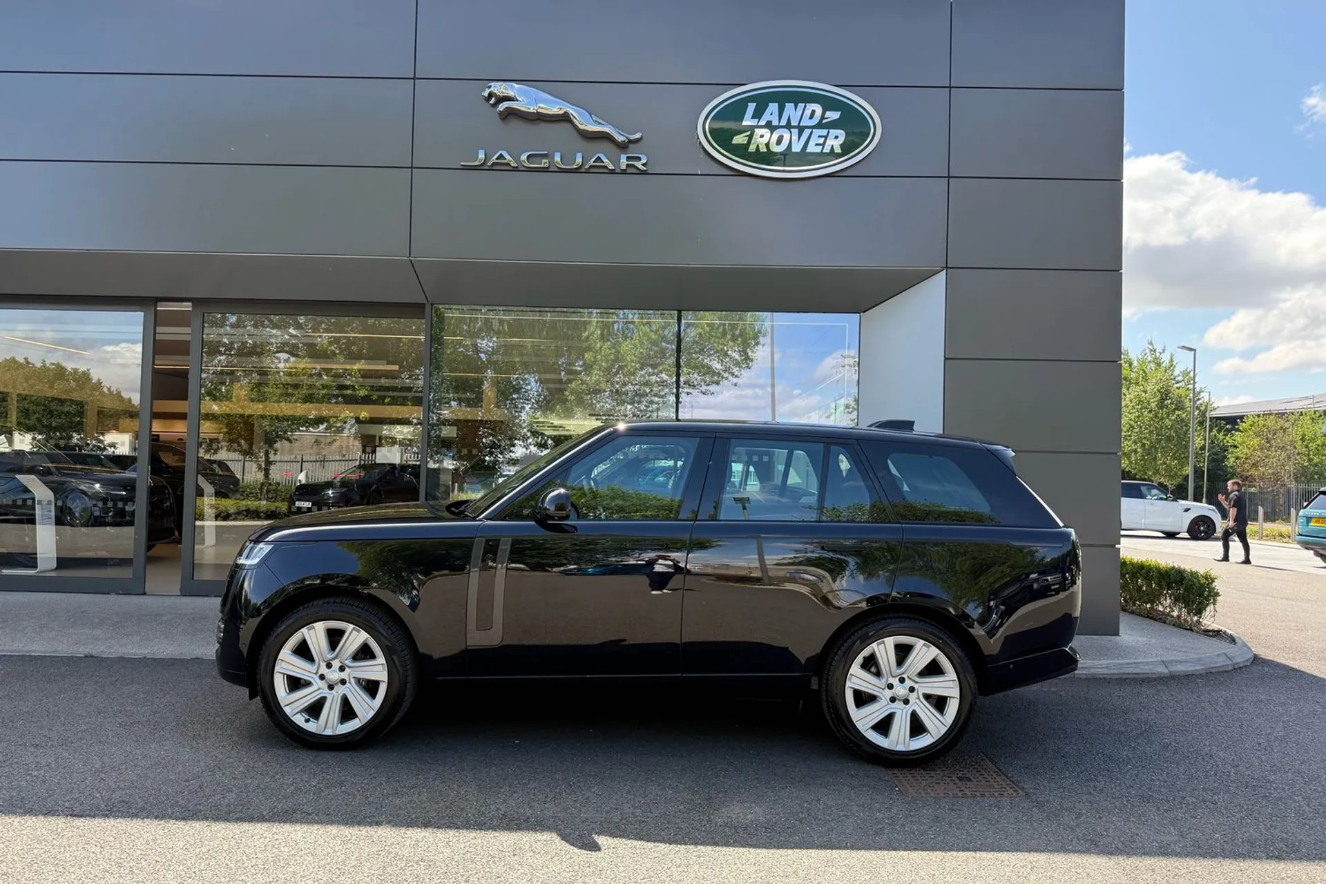 LAND ROVER RANGE ROVER thumbnail image number 27