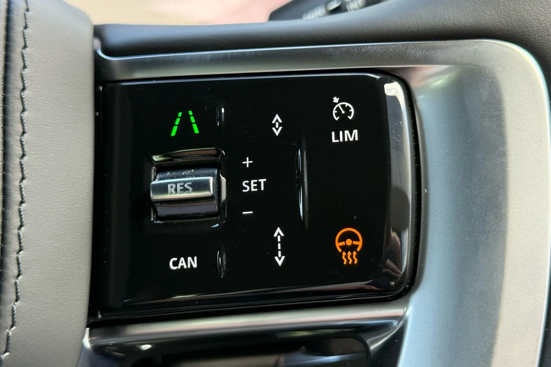 LAND ROVER RANGE ROVER thumbnail image number 28