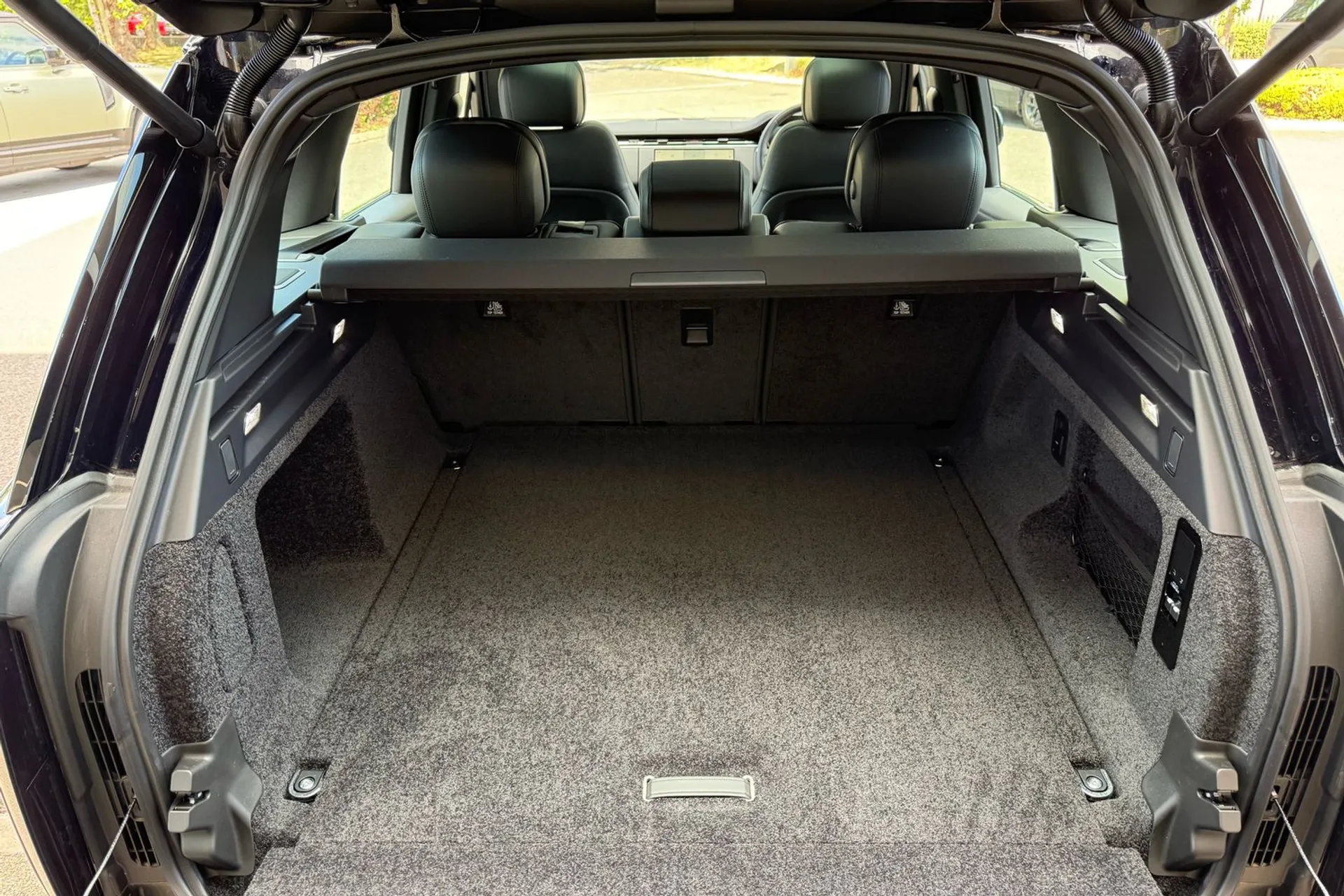 LAND ROVER RANGE ROVER thumbnail image number 45