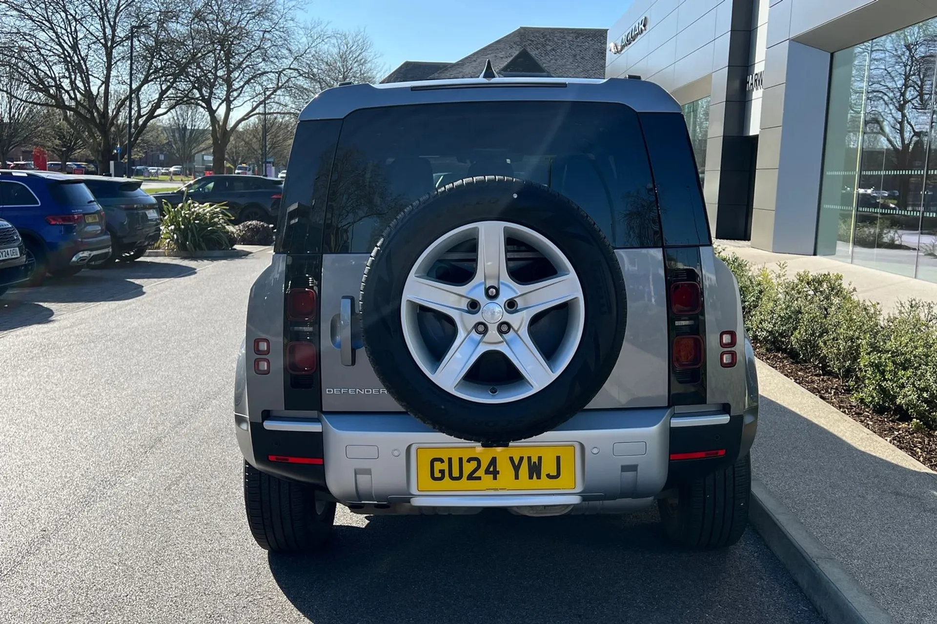 LAND ROVER DEFENDER thumbnail image number 11