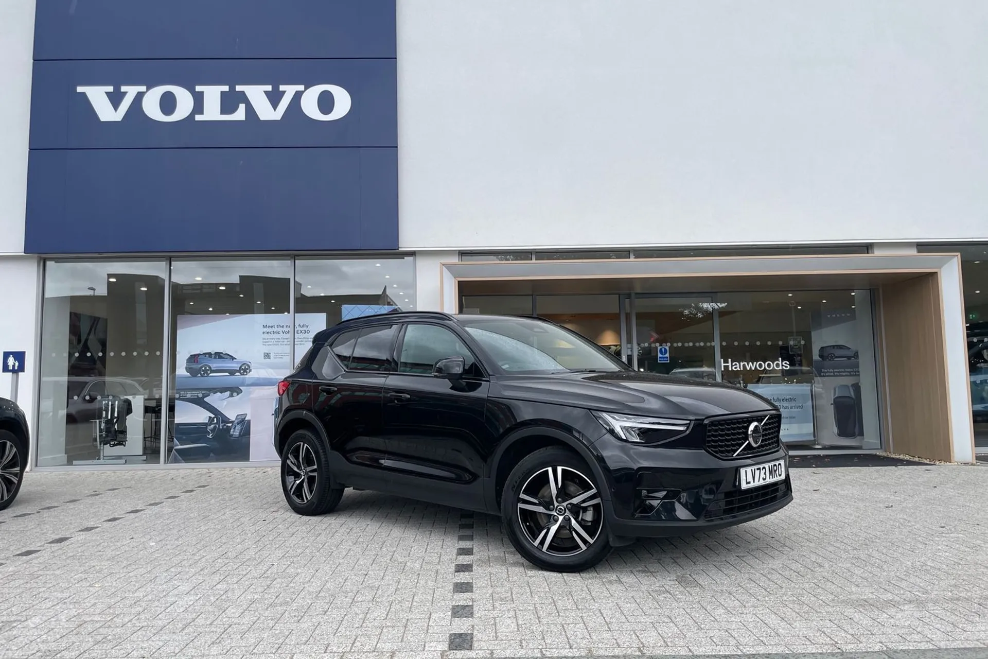 Volvo XC40 focused image