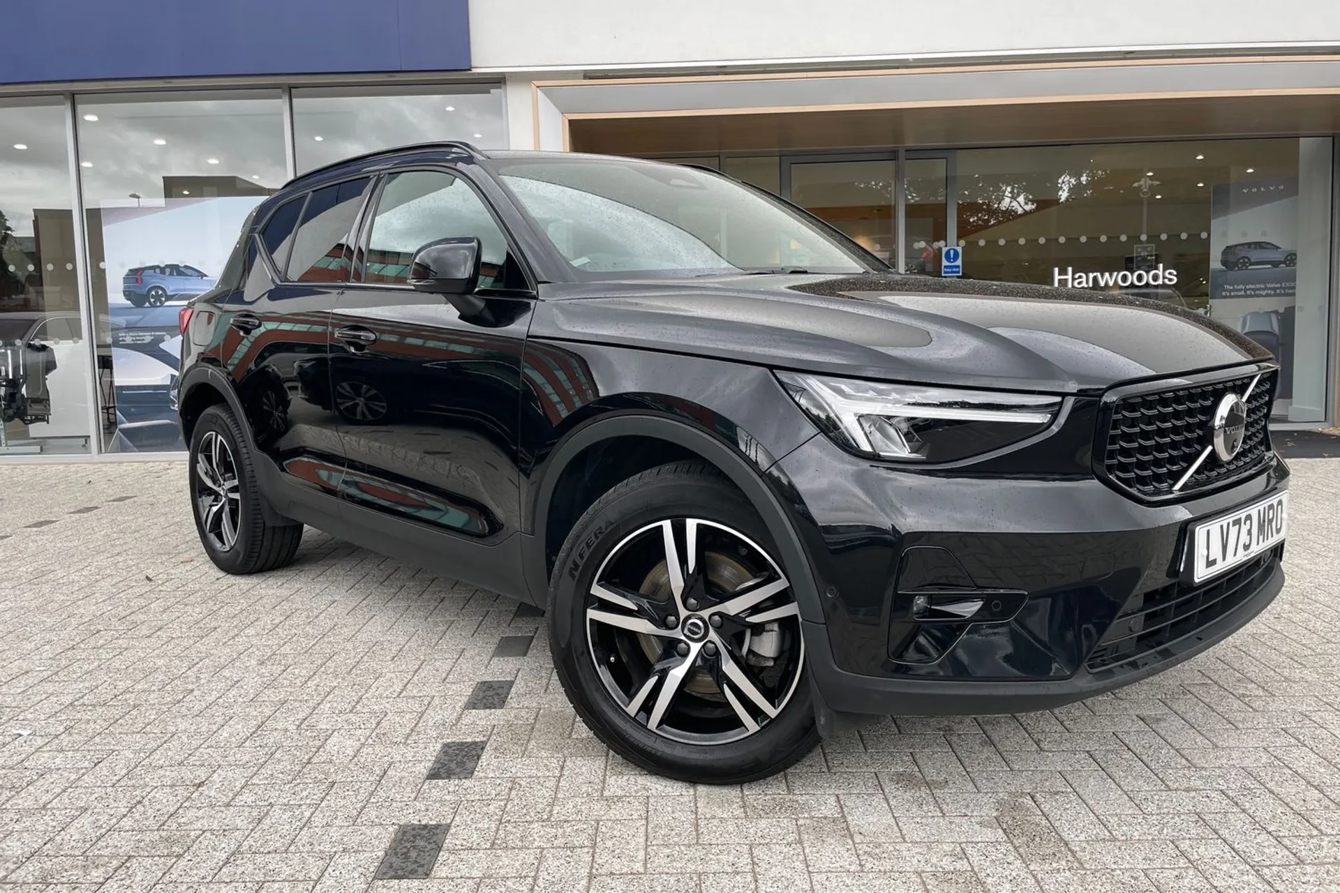 Volvo XC40 thumbnail image number 5