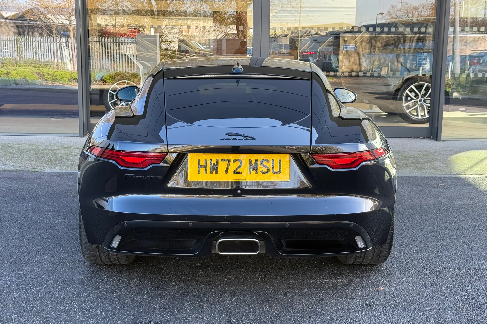 Jaguar F-TYPE thumbnail image number 8