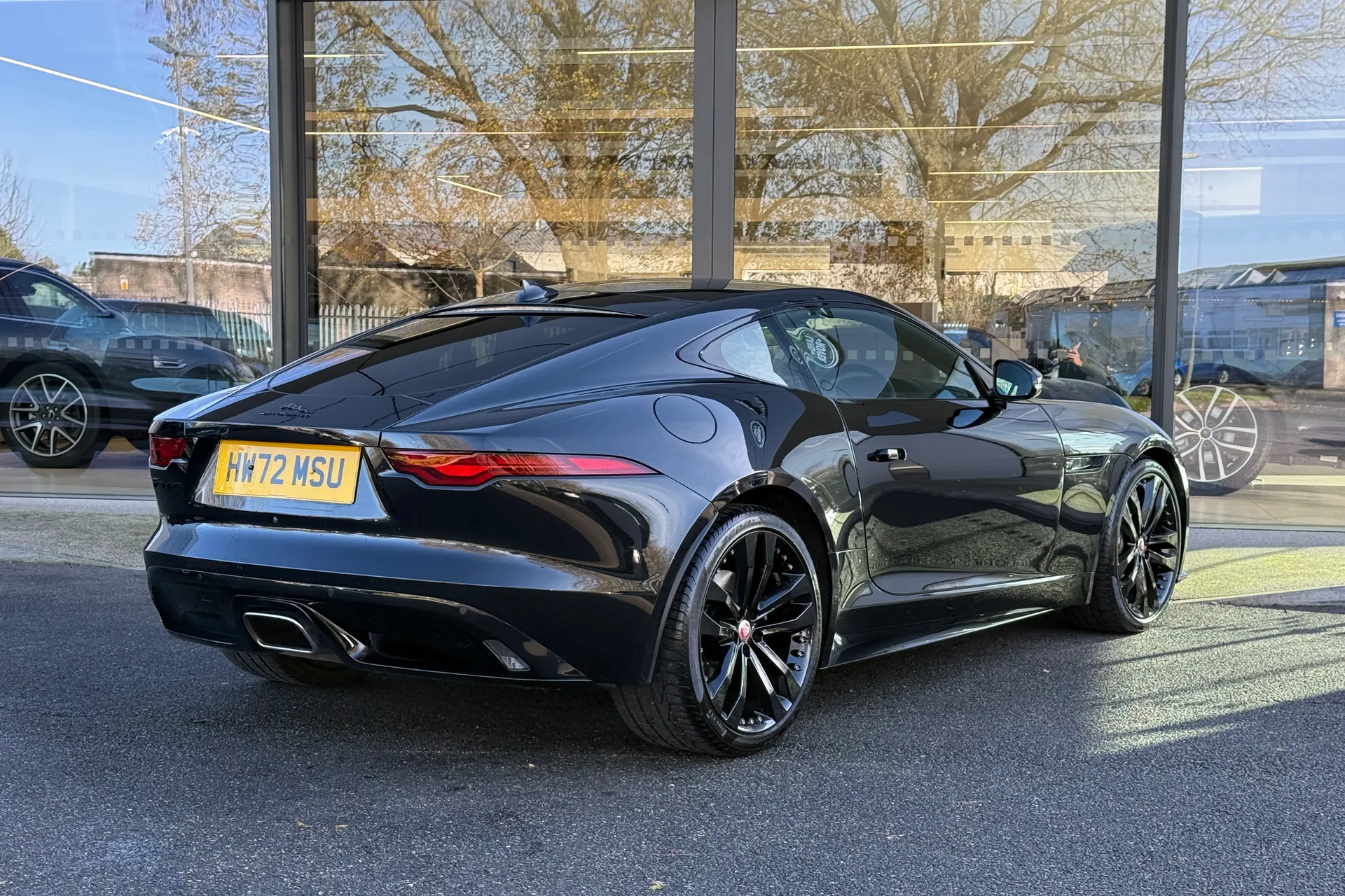 Jaguar F-TYPE thumbnail image number 7