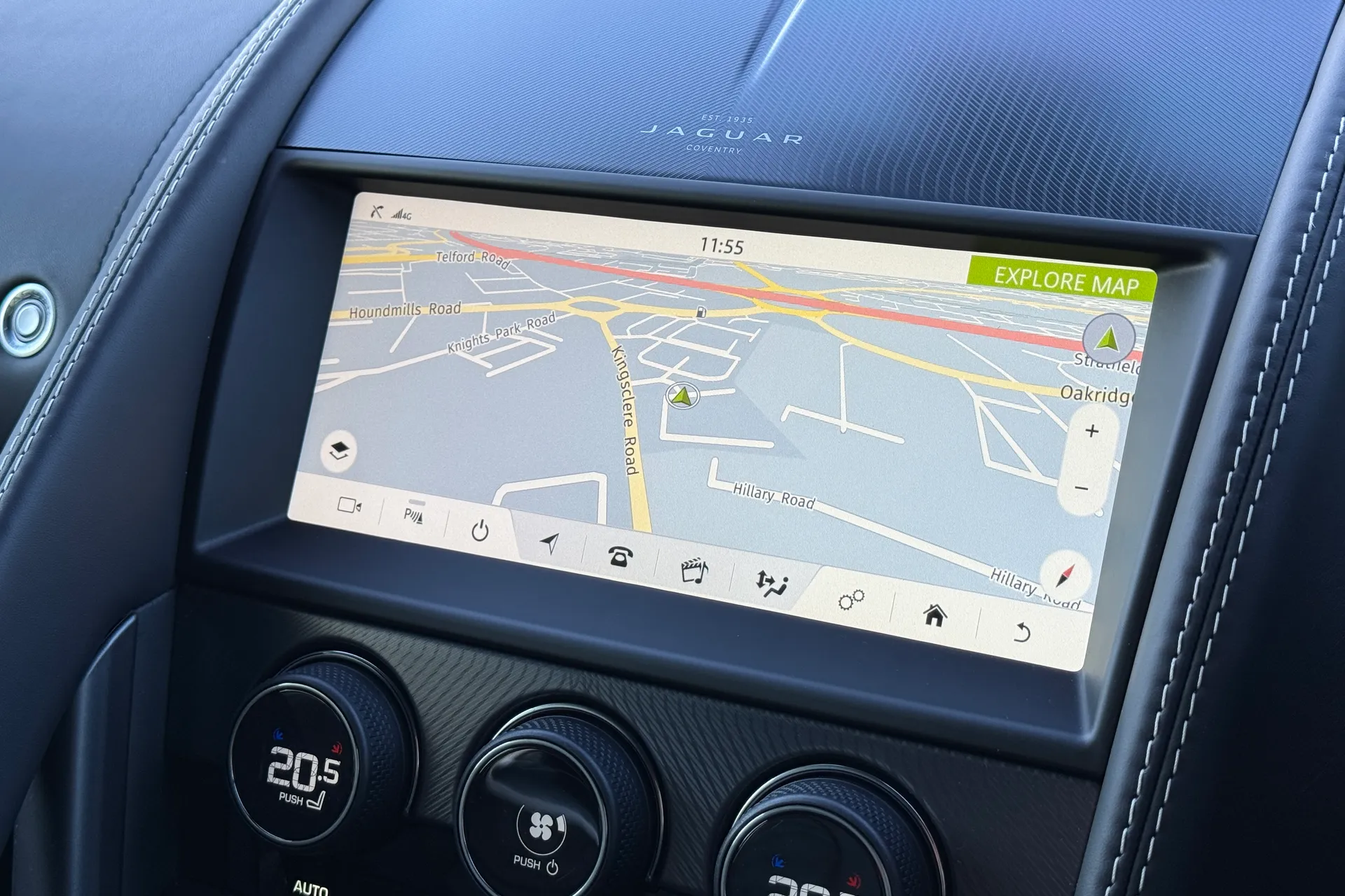 Jaguar F-TYPE thumbnail image number 28