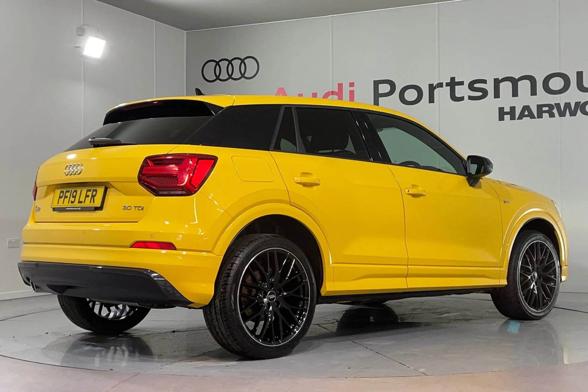 Audi Q2 thumbnail image number 3