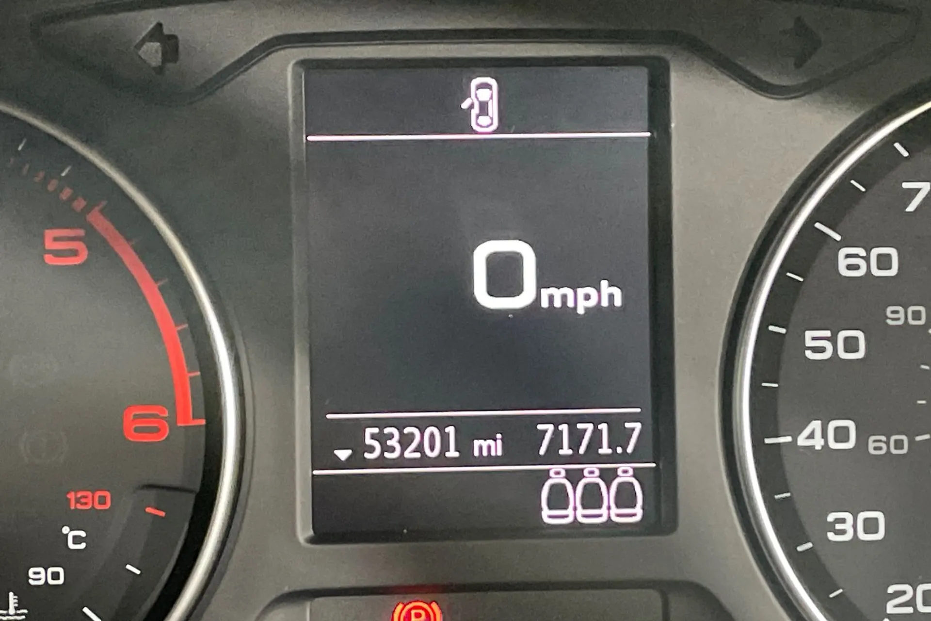 Audi Q2 thumbnail image number 41