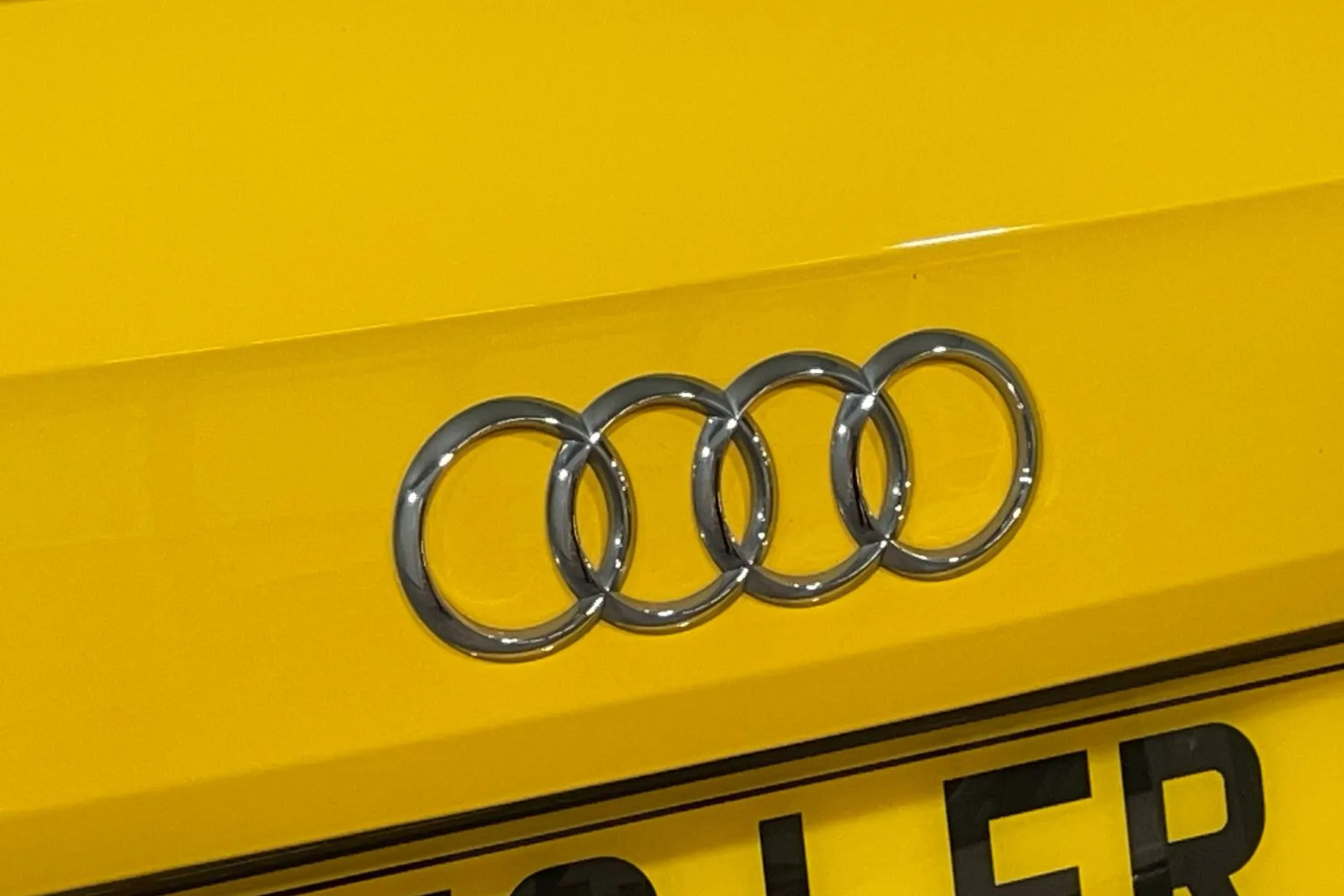 Audi Q2 thumbnail image number 52