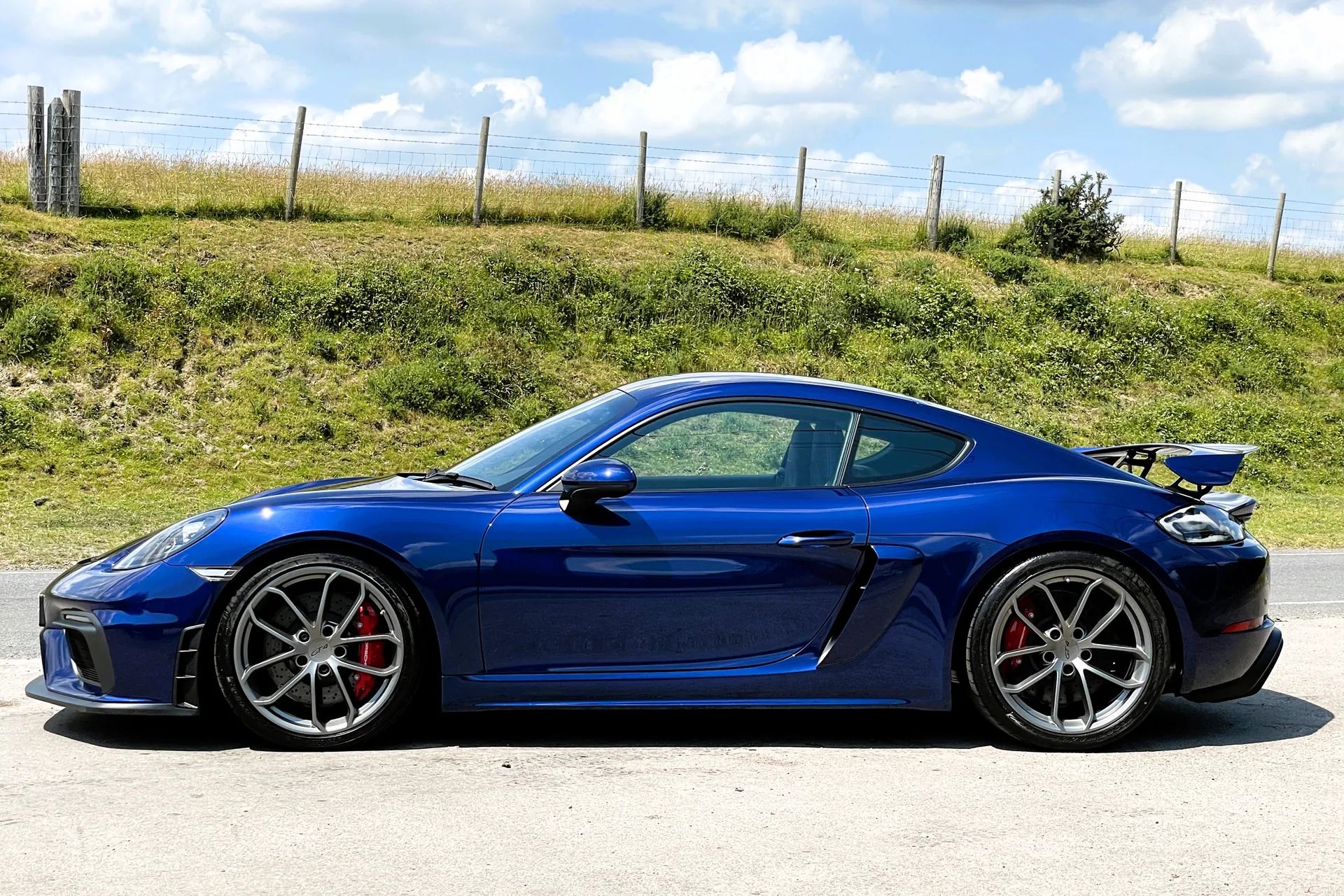 Porsche CAYMAN thumbnail image number 41