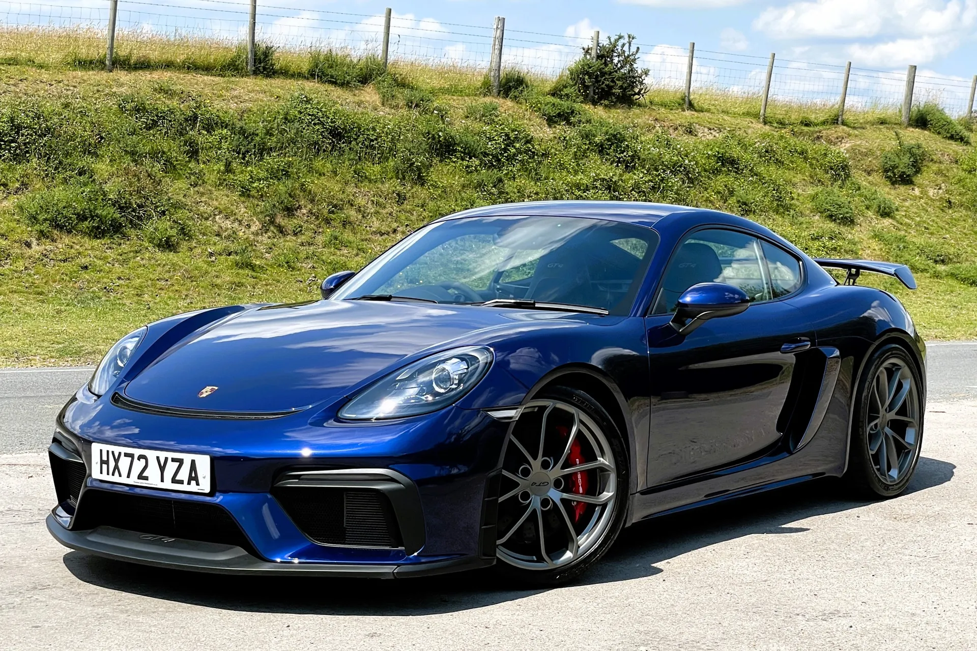 Porsche CAYMAN thumbnail image number 4