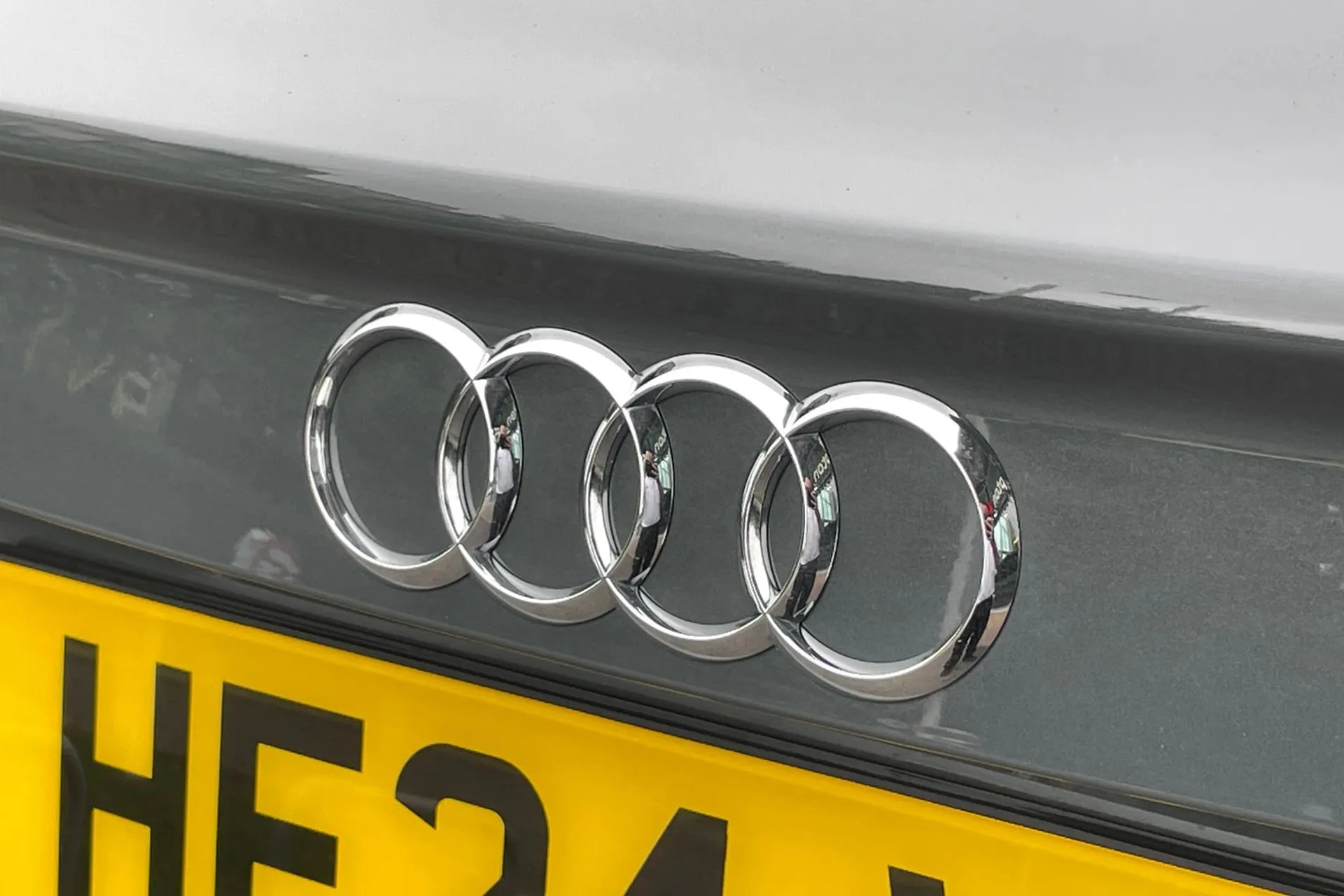 Audi Q3 thumbnail image number 49