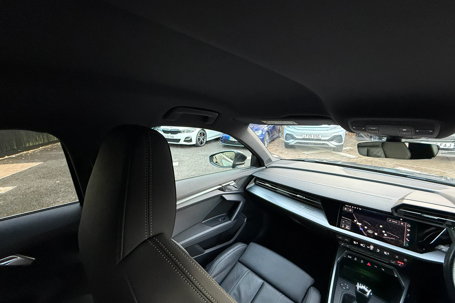 Audi A3 thumbnail image number 31