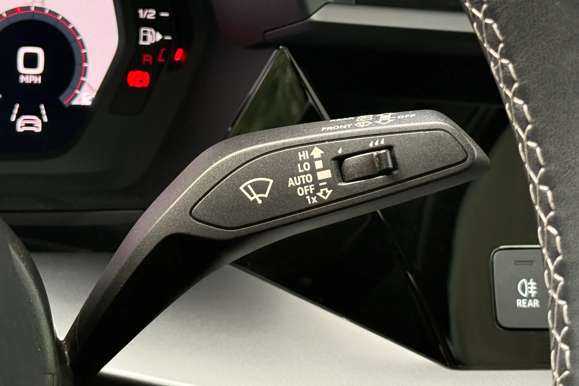 Audi A3 thumbnail image number 11