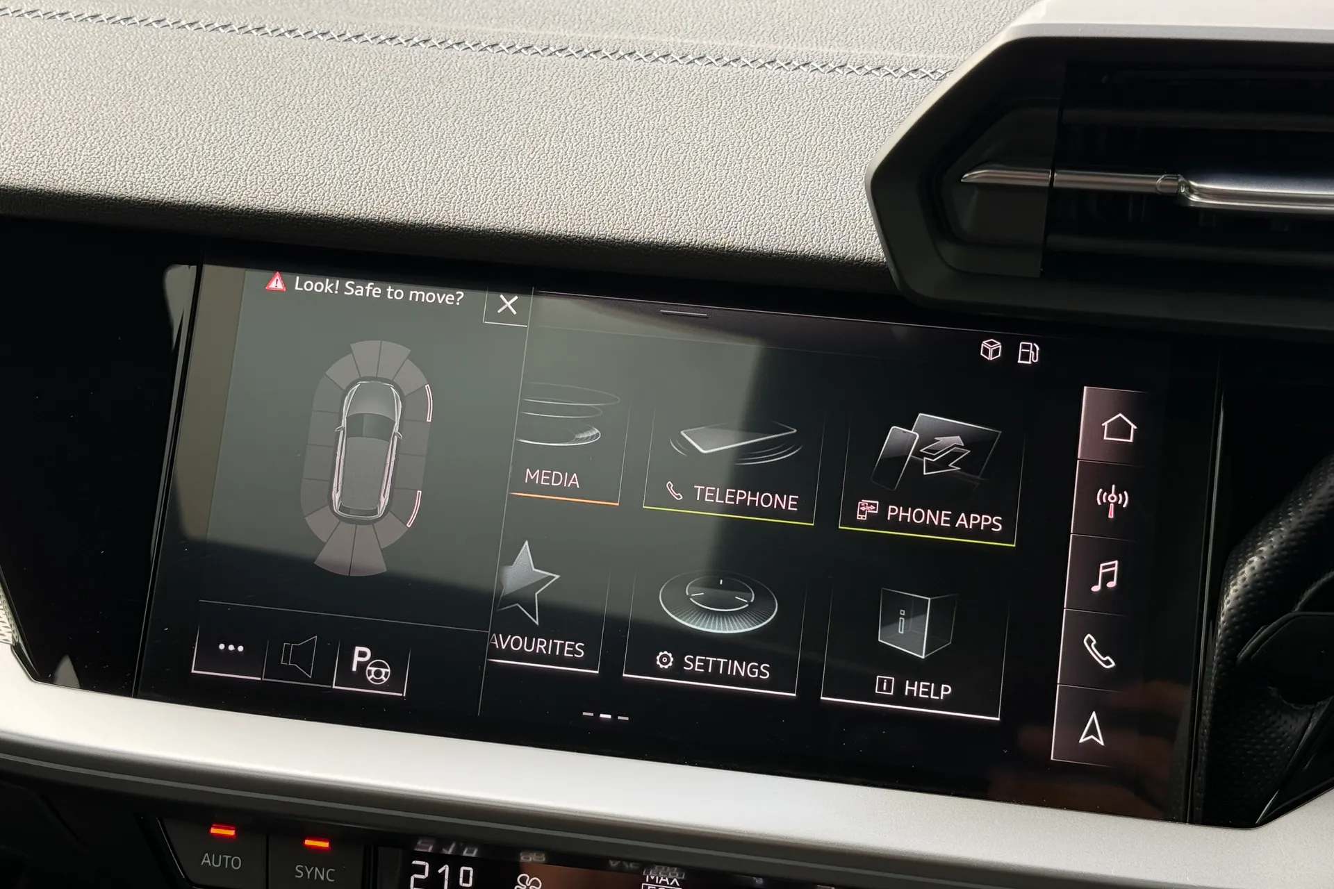 Audi A3 thumbnail image number 13