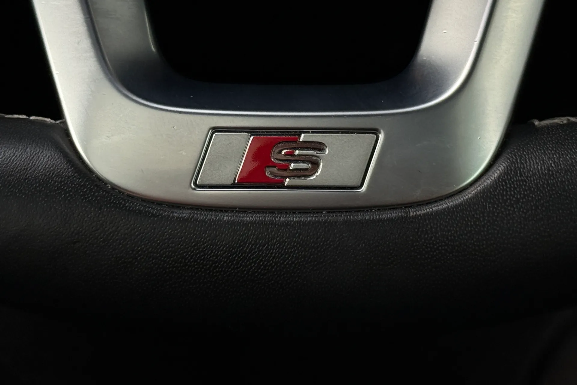 Audi A3 thumbnail image number 10