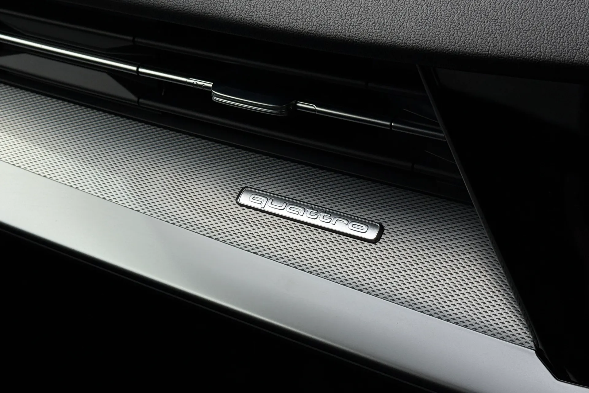 Audi A3 thumbnail image number 27
