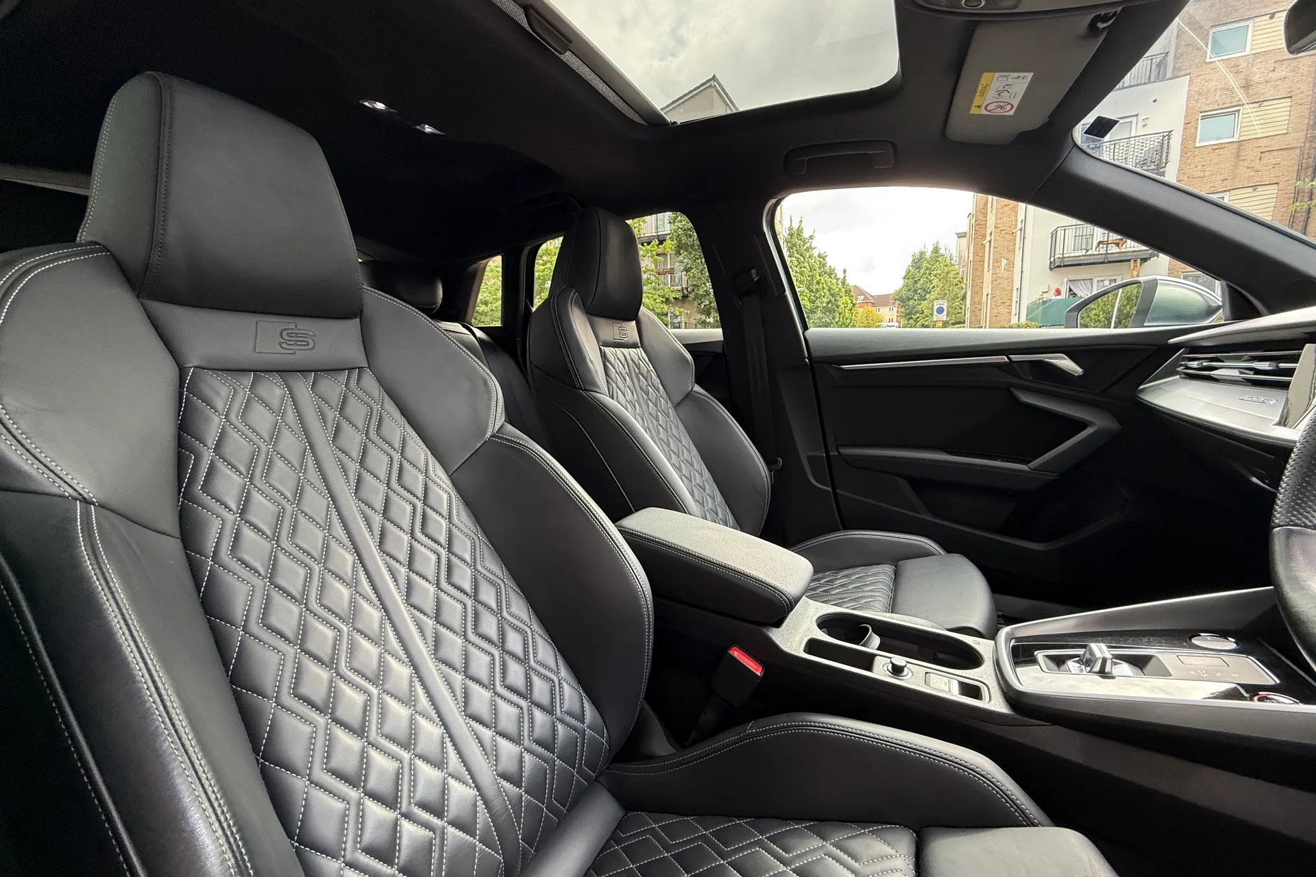 Audi A3 thumbnail image number 31