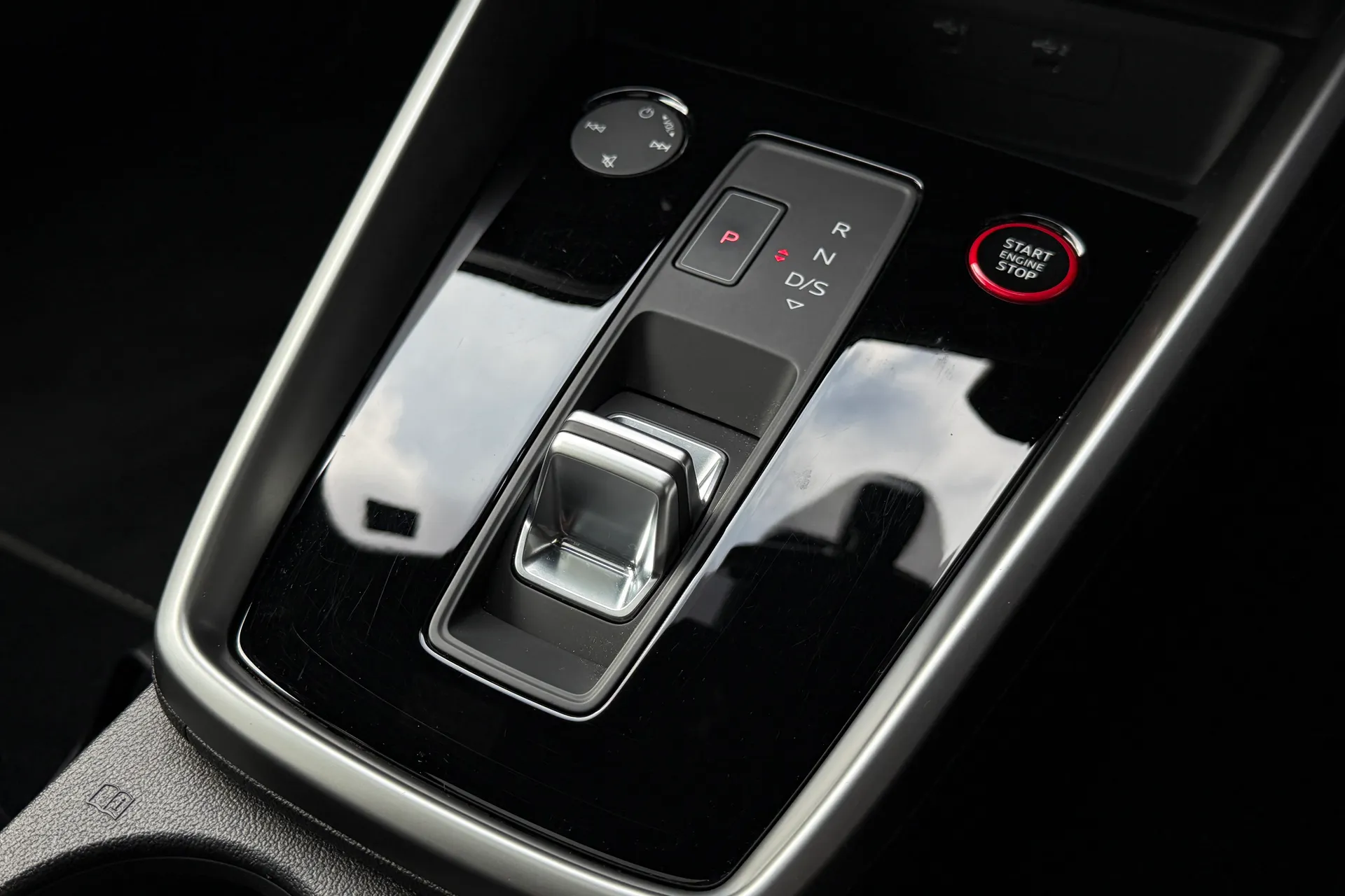Audi A3 thumbnail image number 23