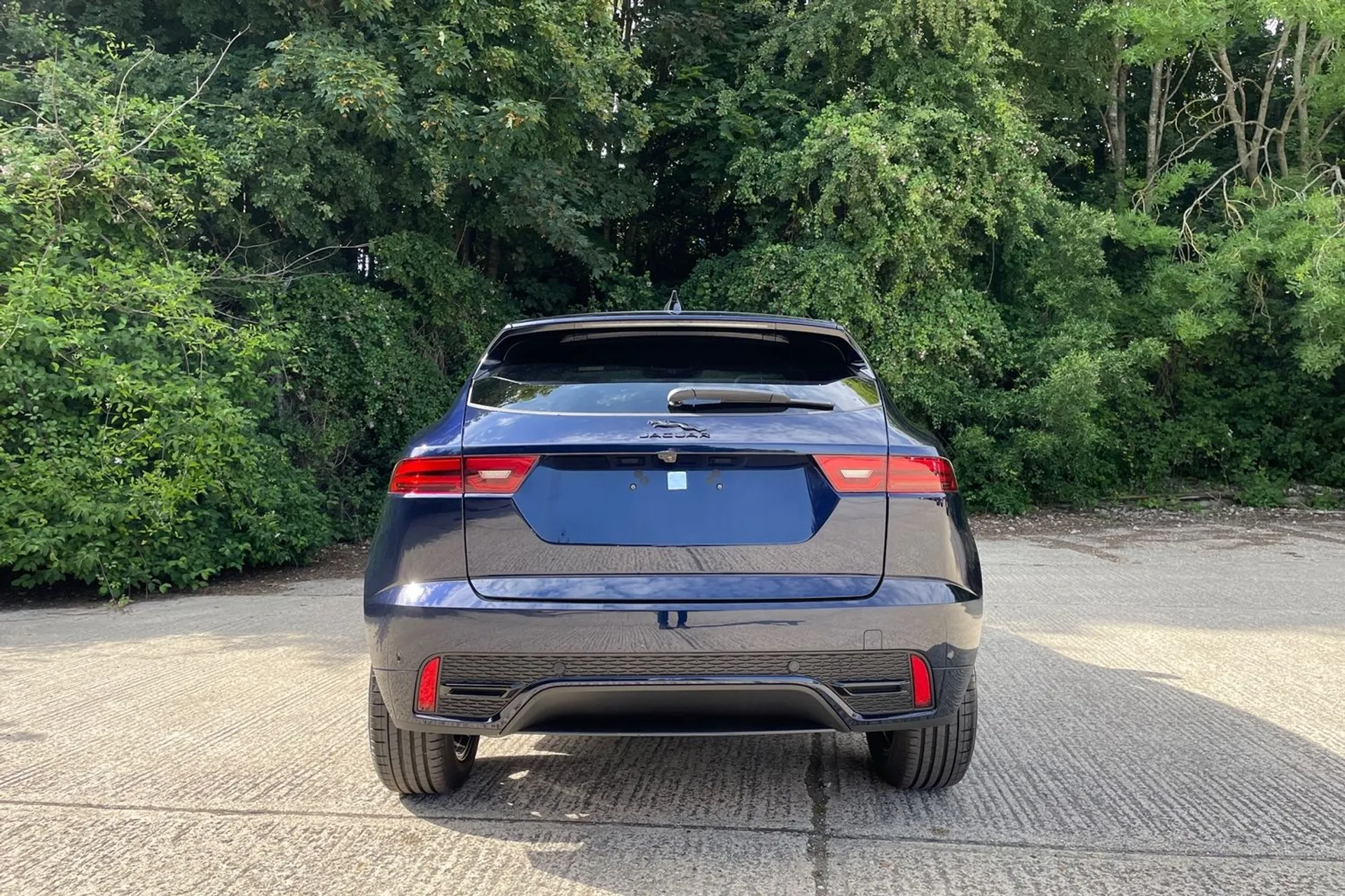 Jaguar E-PACE thumbnail image number 8