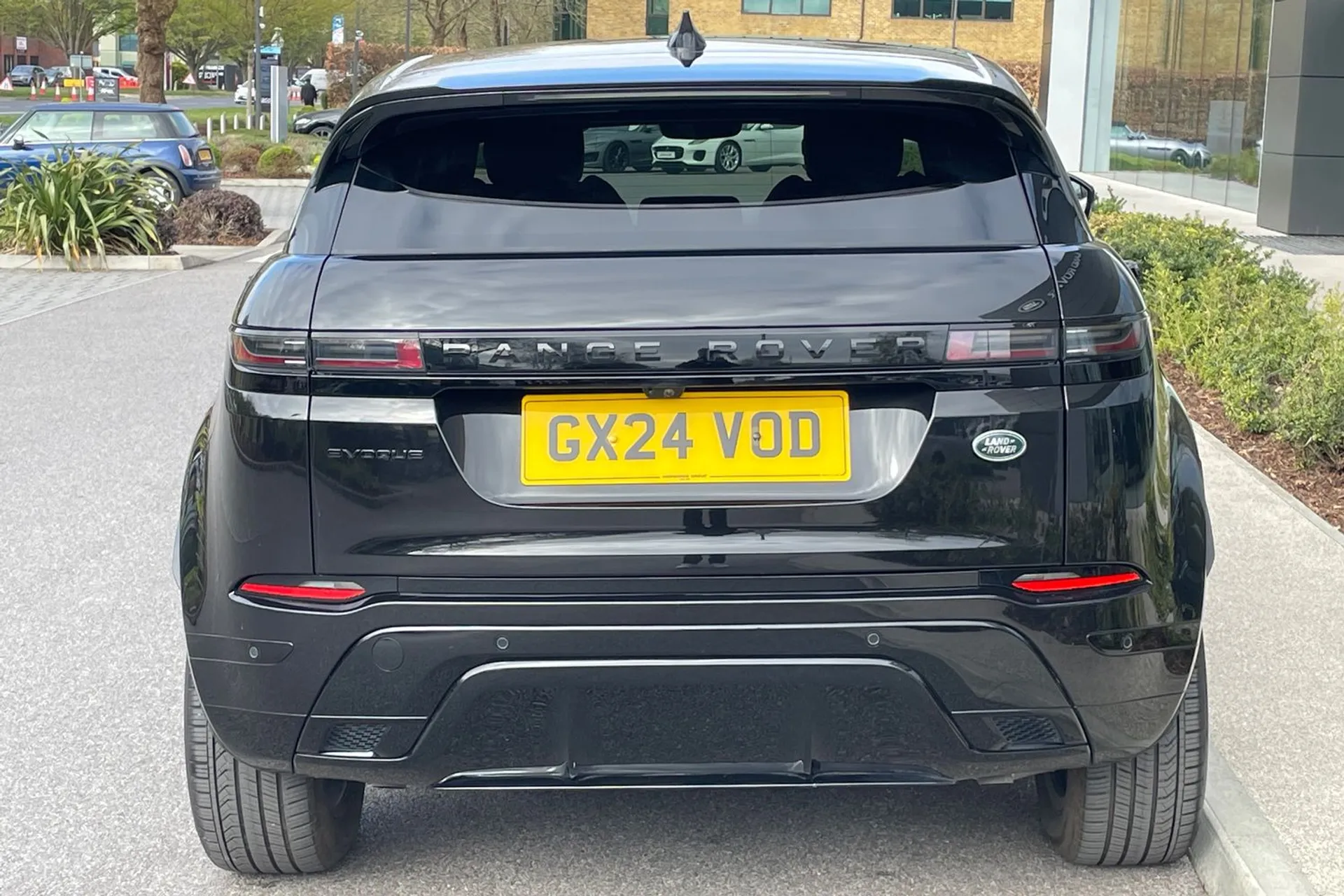 LAND ROVER RANGE ROVER EVOQUE thumbnail image number 12
