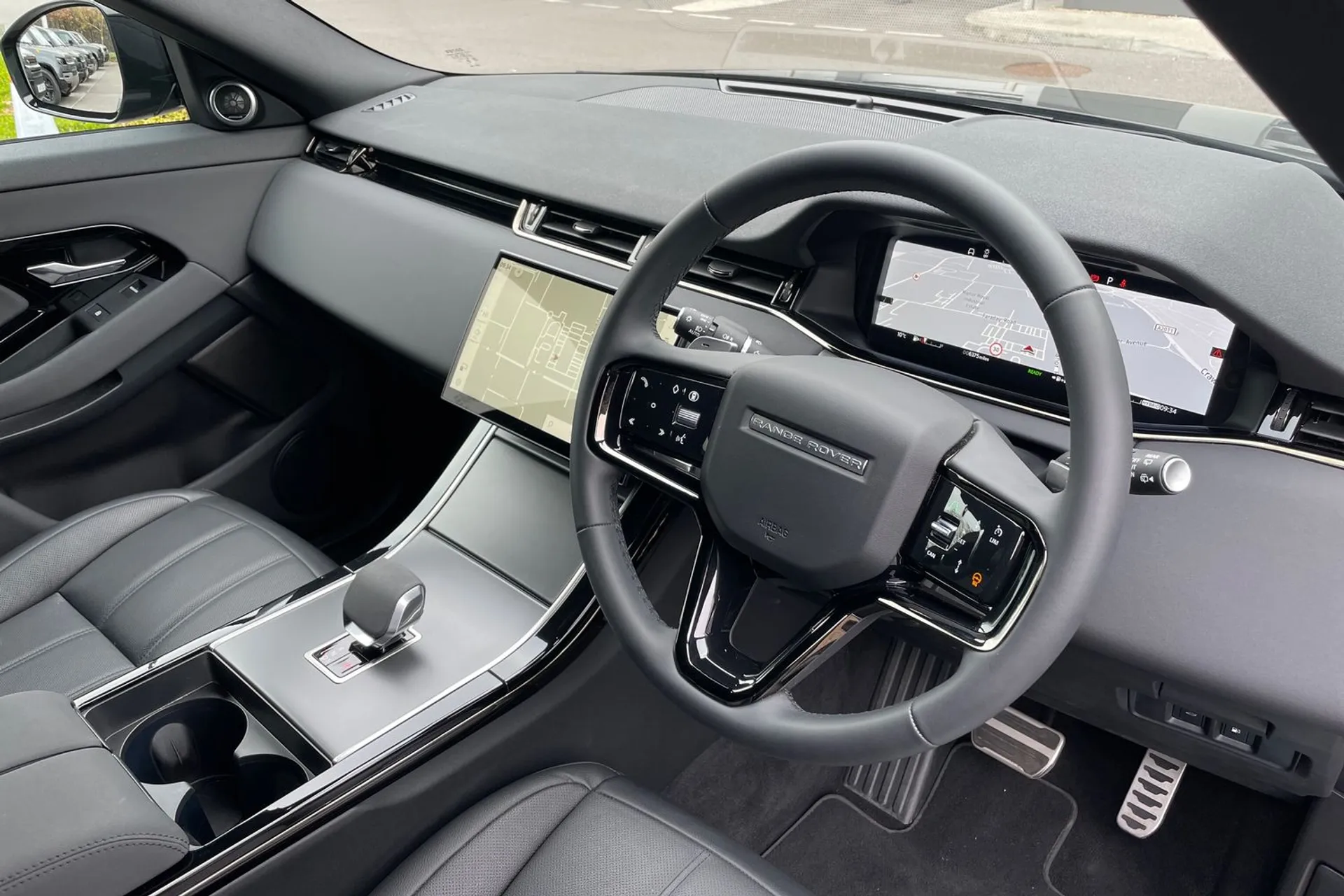 LAND ROVER RANGE ROVER EVOQUE thumbnail image number 35