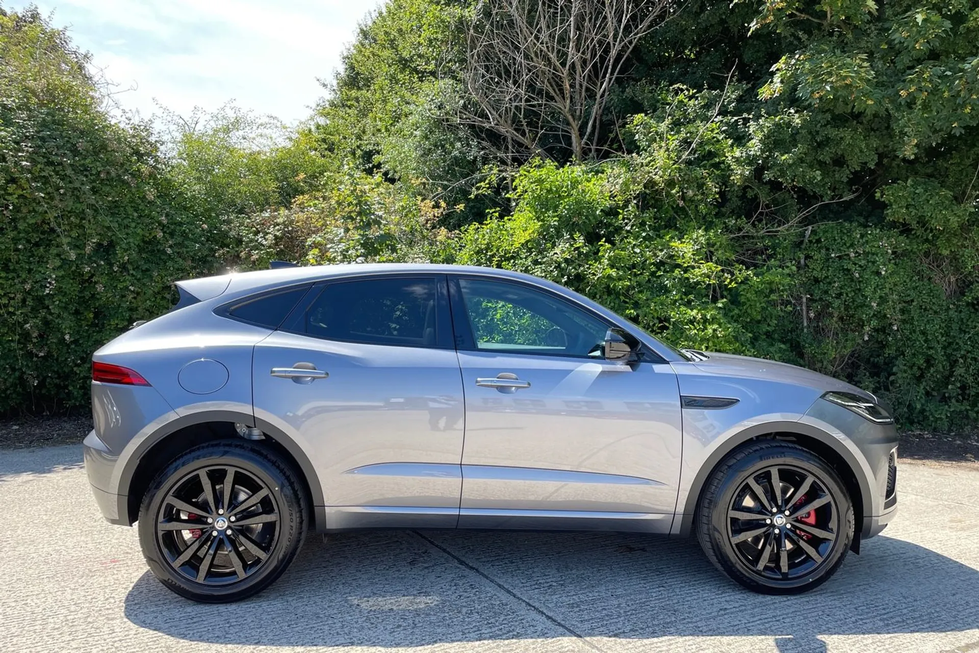 Jaguar E-PACE thumbnail image number 7