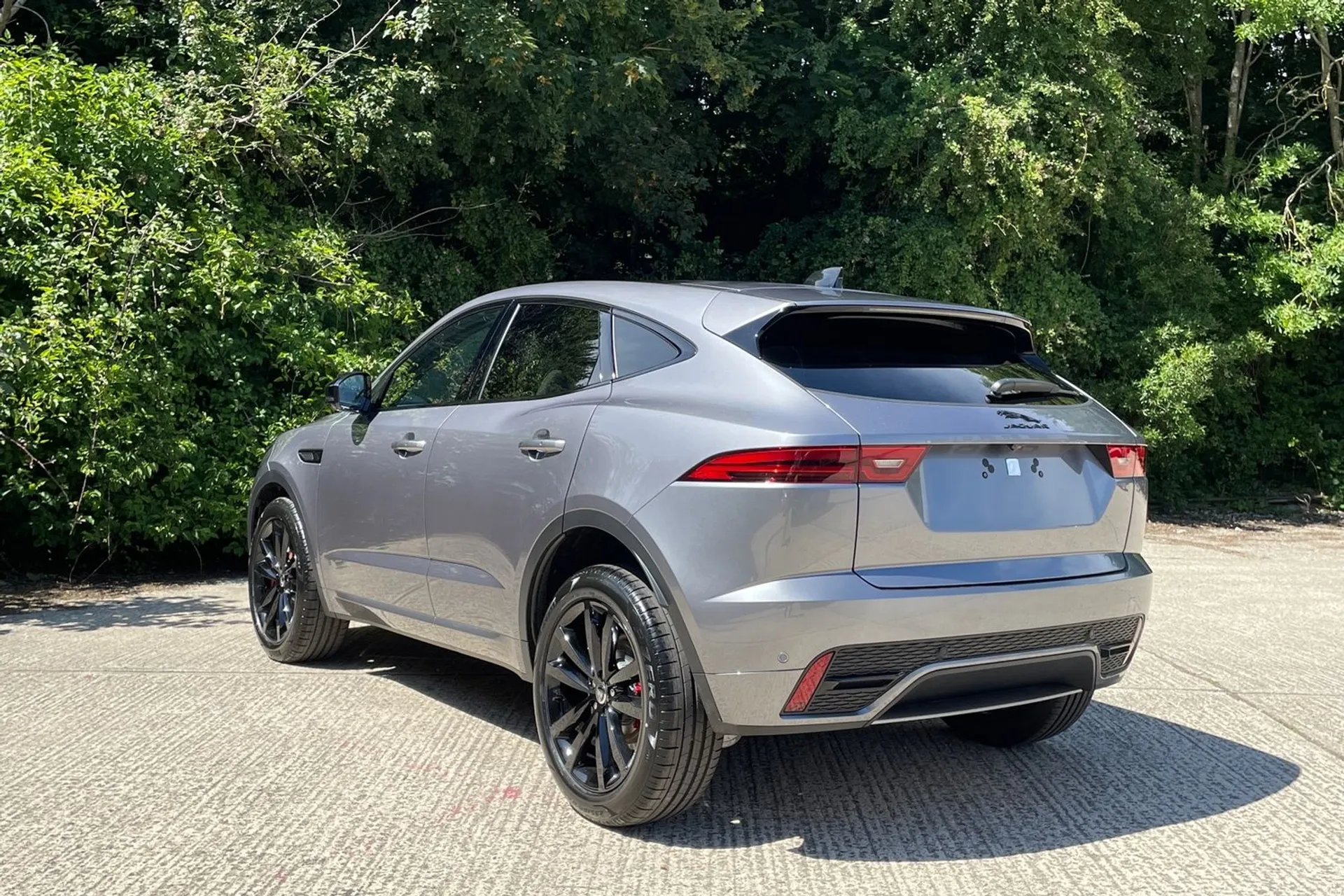 Jaguar E-PACE thumbnail image number 9