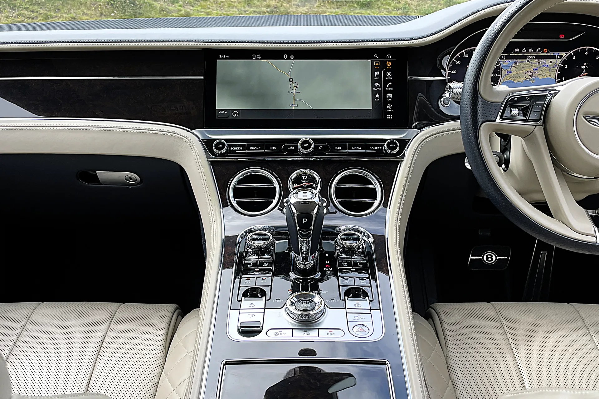 Bentley CONTINENTAL GT thumbnail image number 46