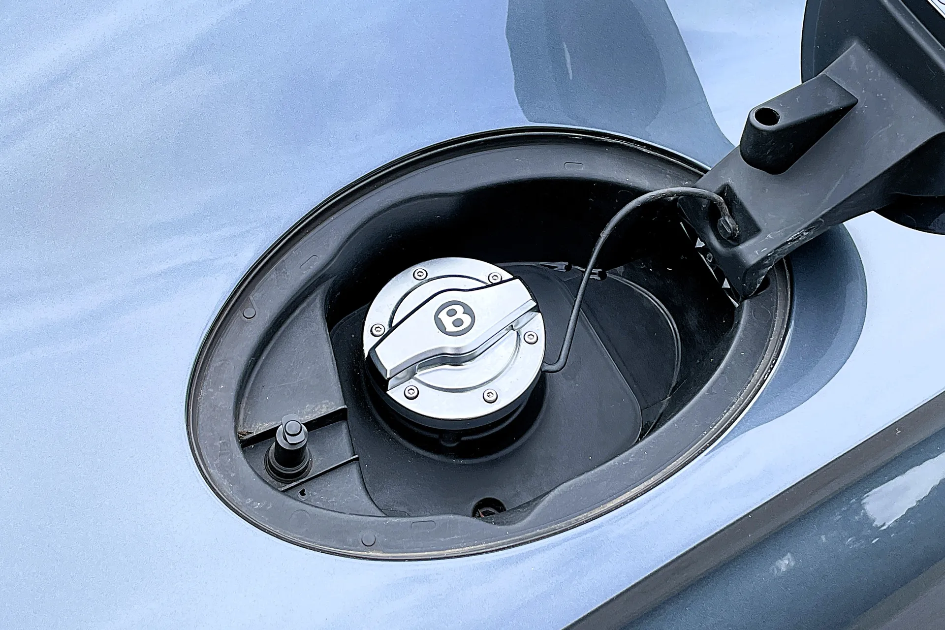 Bentley CONTINENTAL GT thumbnail image number 53