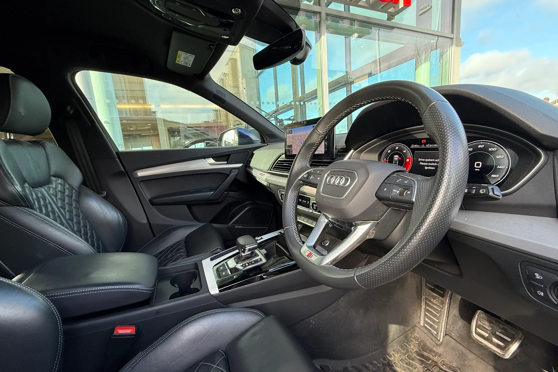 Audi Q5 thumbnail image number 11