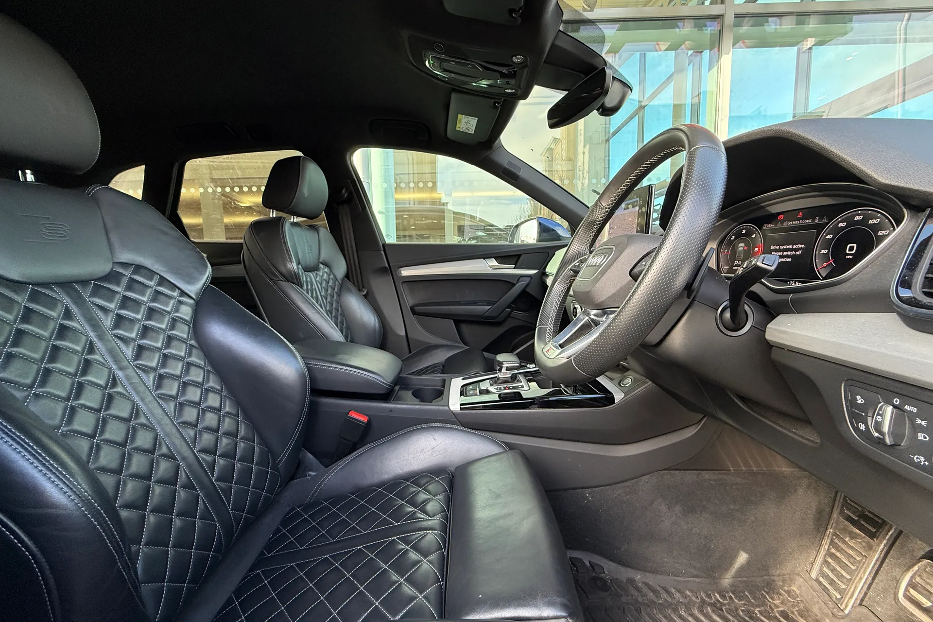 Audi Q5 thumbnail image number 38