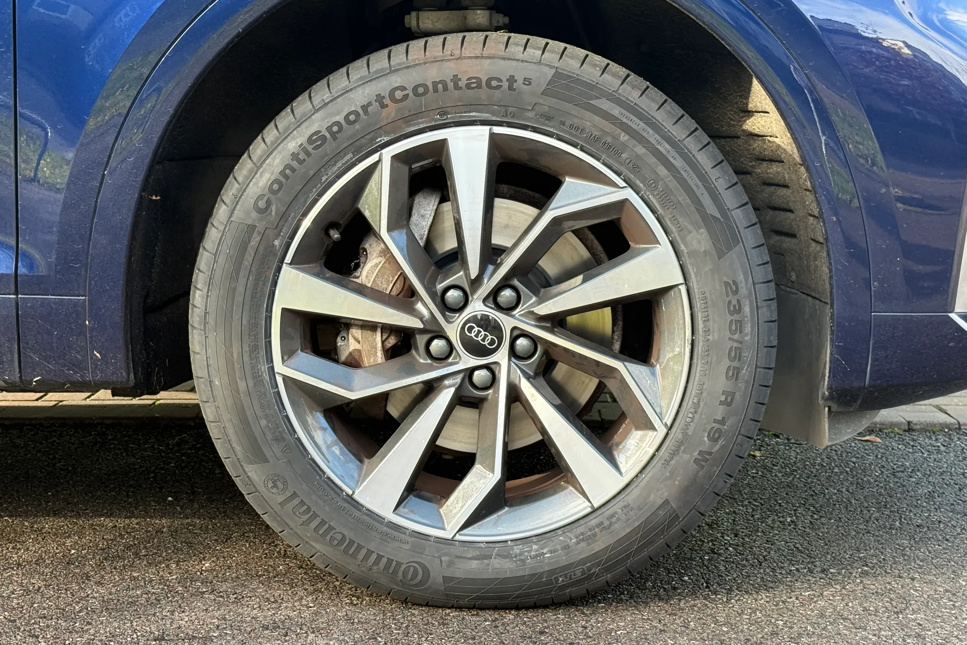 Audi Q5 thumbnail image number 10