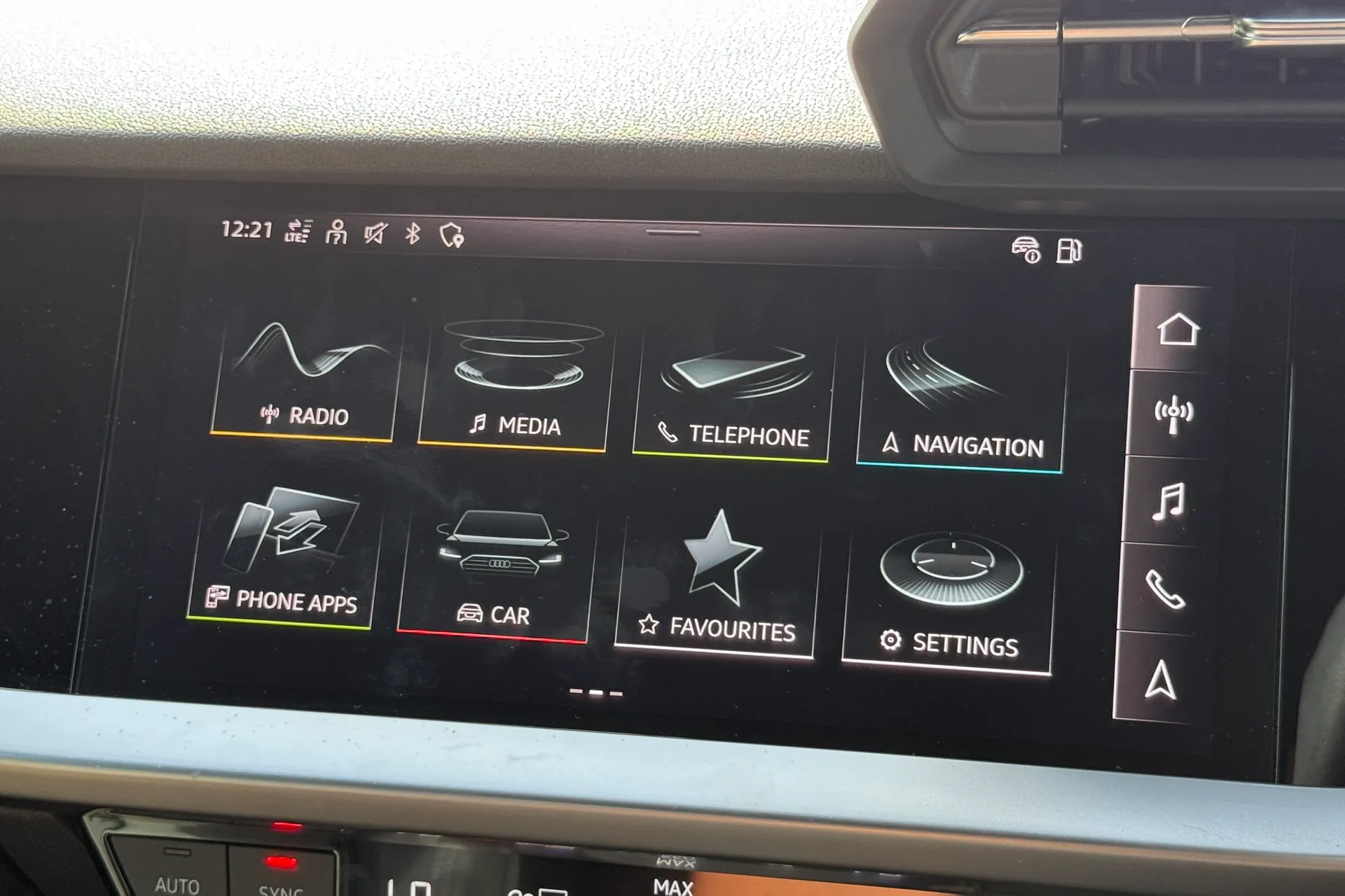 Audi A3 thumbnail image number 14
