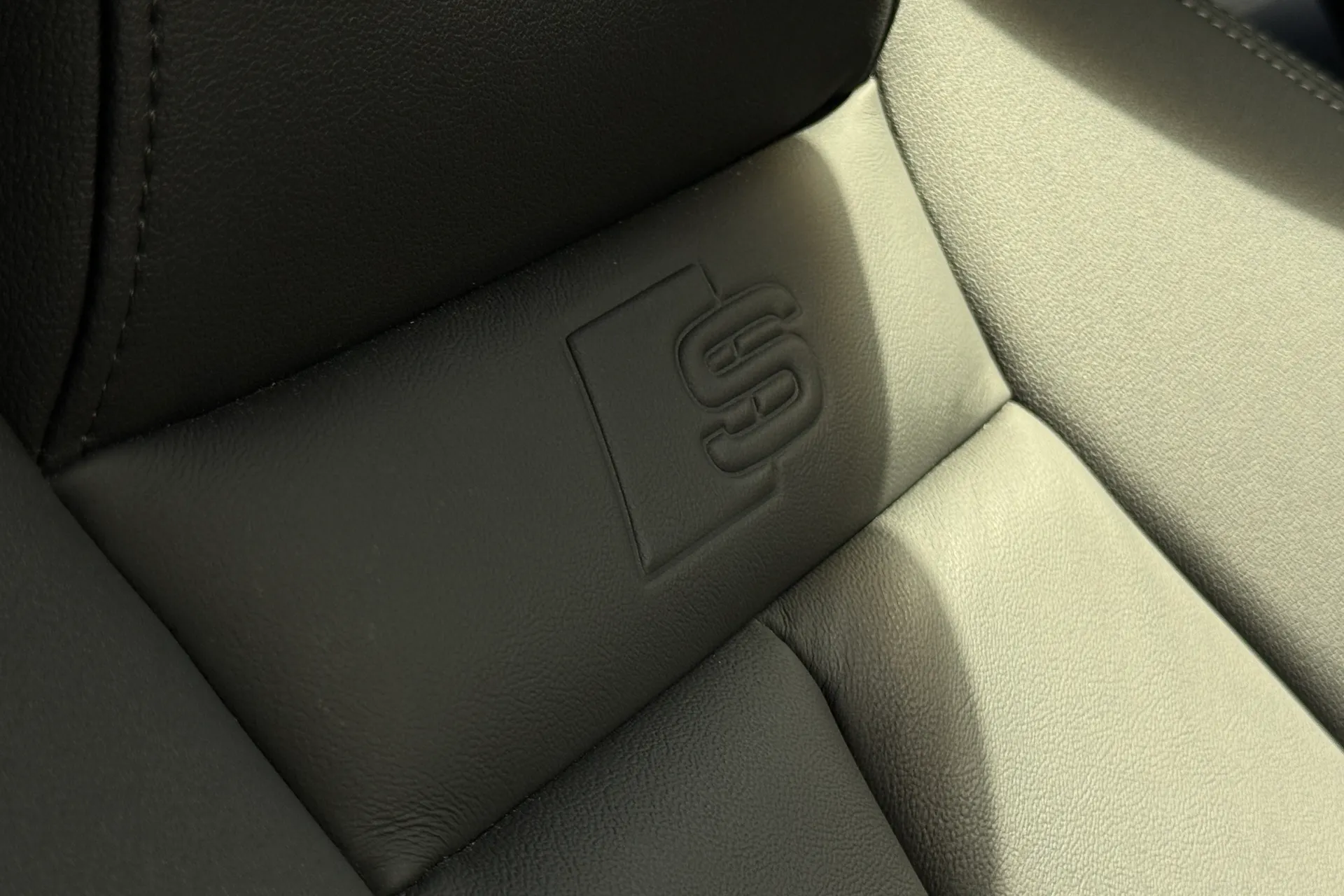 Audi A3 thumbnail image number 24