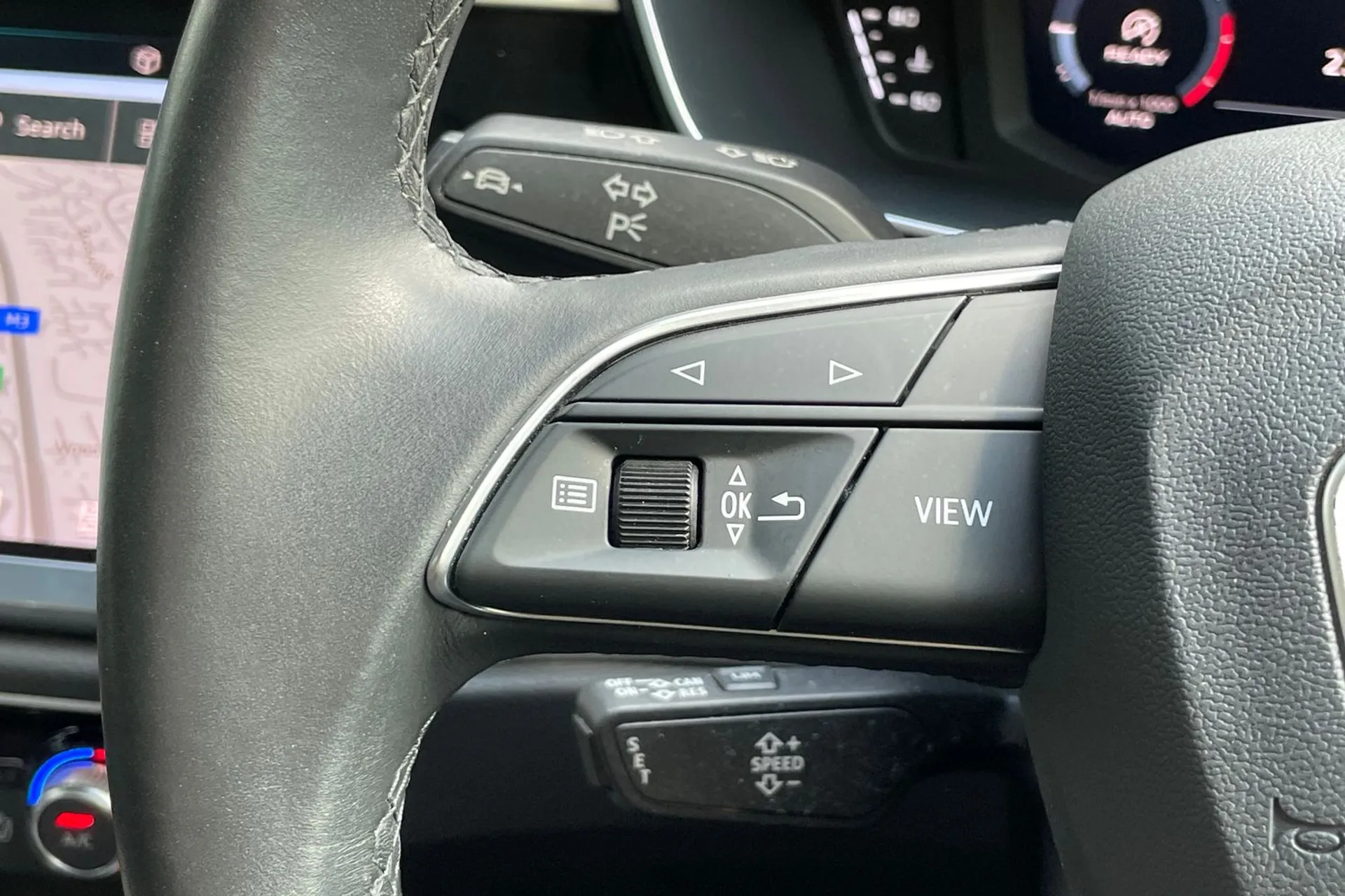 Audi Q3 thumbnail image number 56