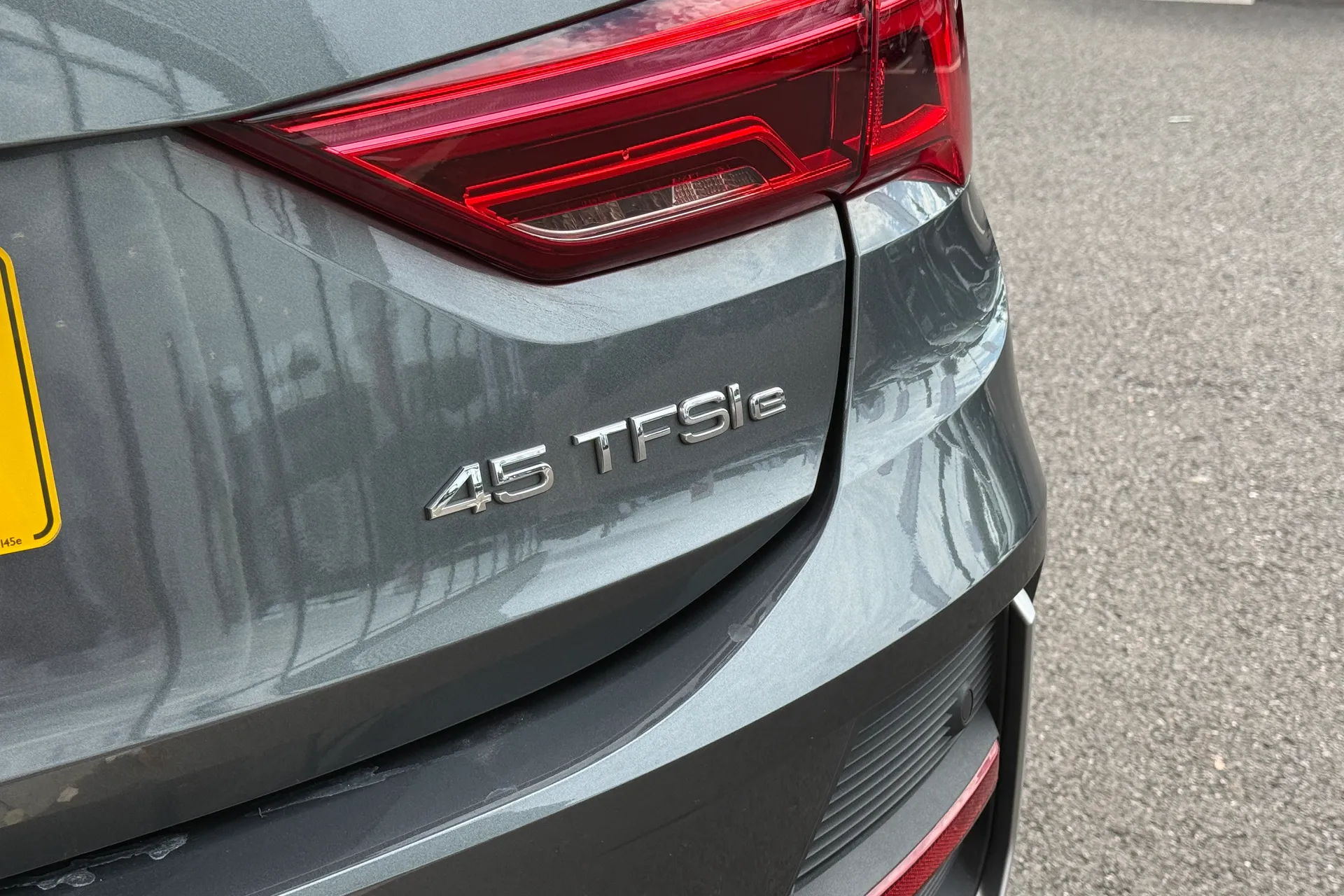 Audi Q3 thumbnail image number 41