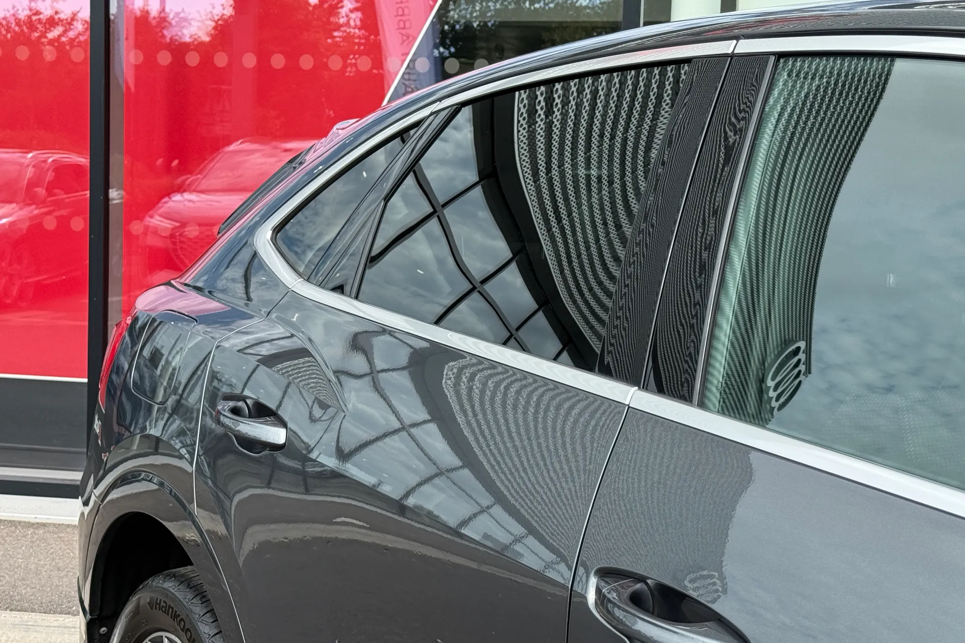 Audi Q3 thumbnail image number 25