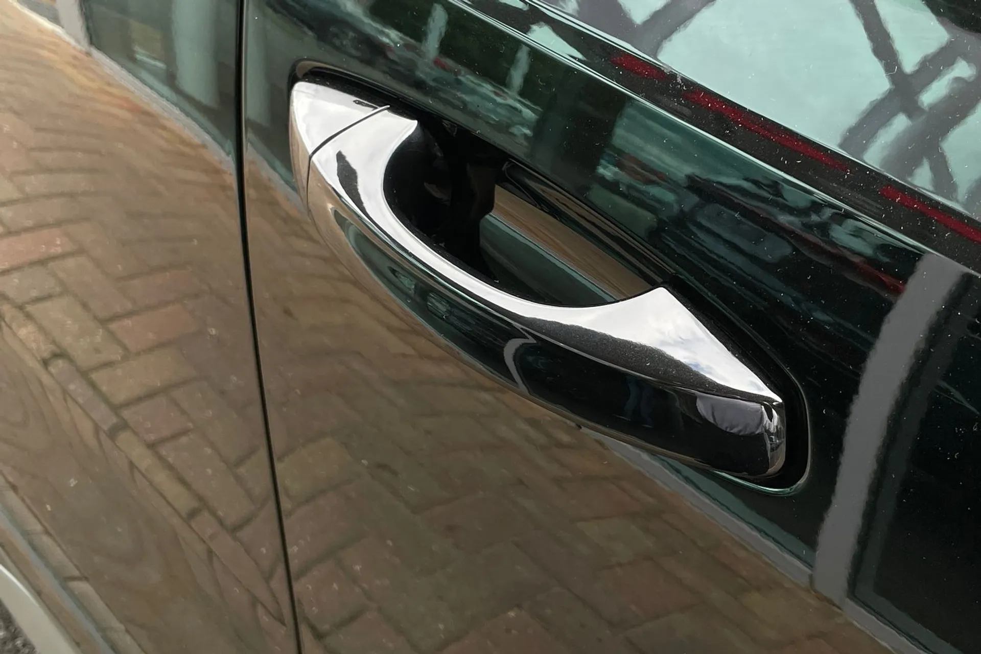Audi Q3 thumbnail image number 14