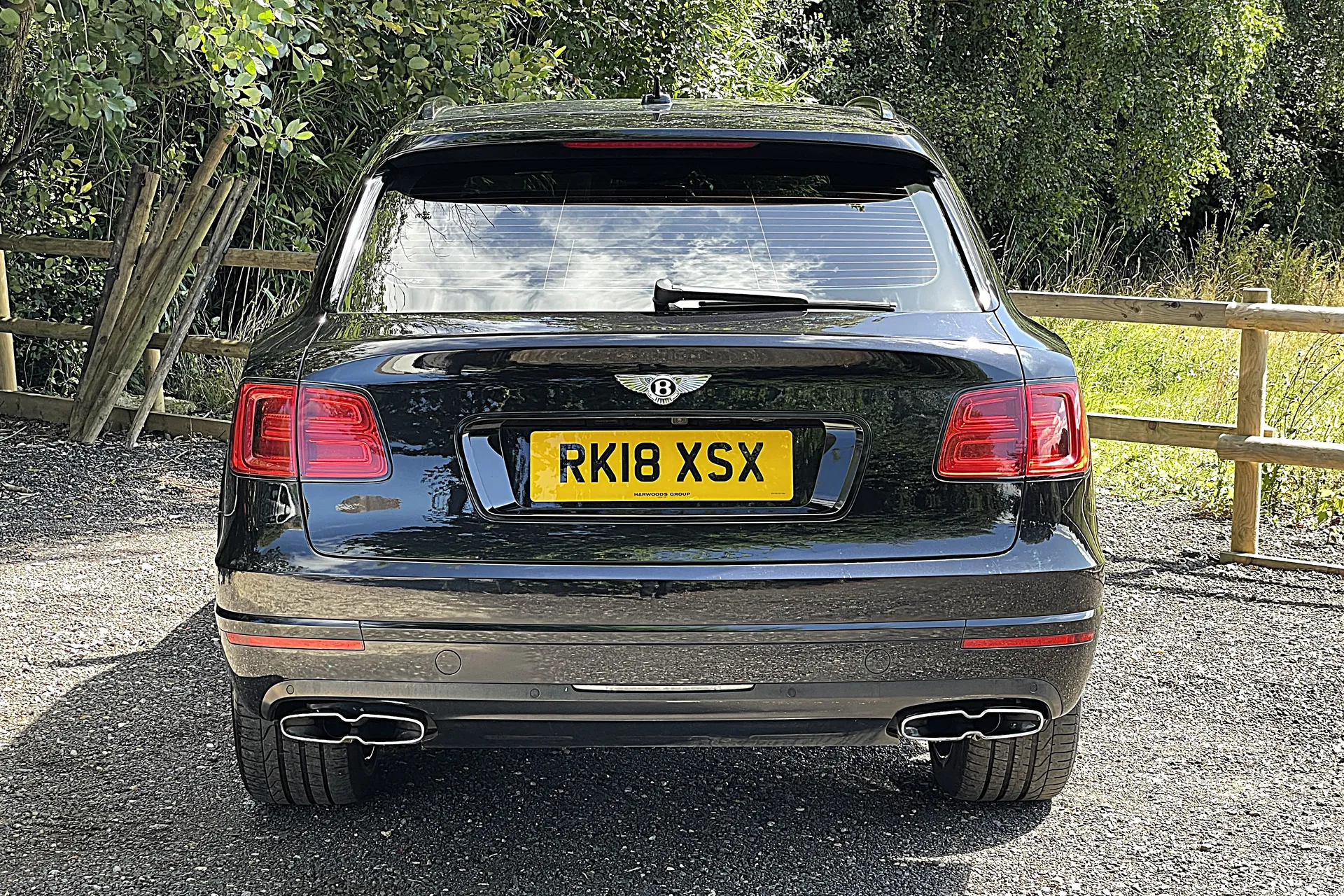 Bentley BENTAYGA thumbnail image number 14