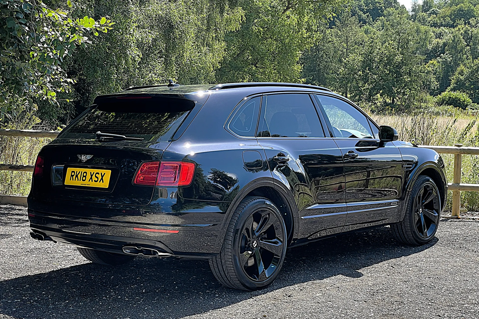 Bentley BENTAYGA thumbnail image number 15