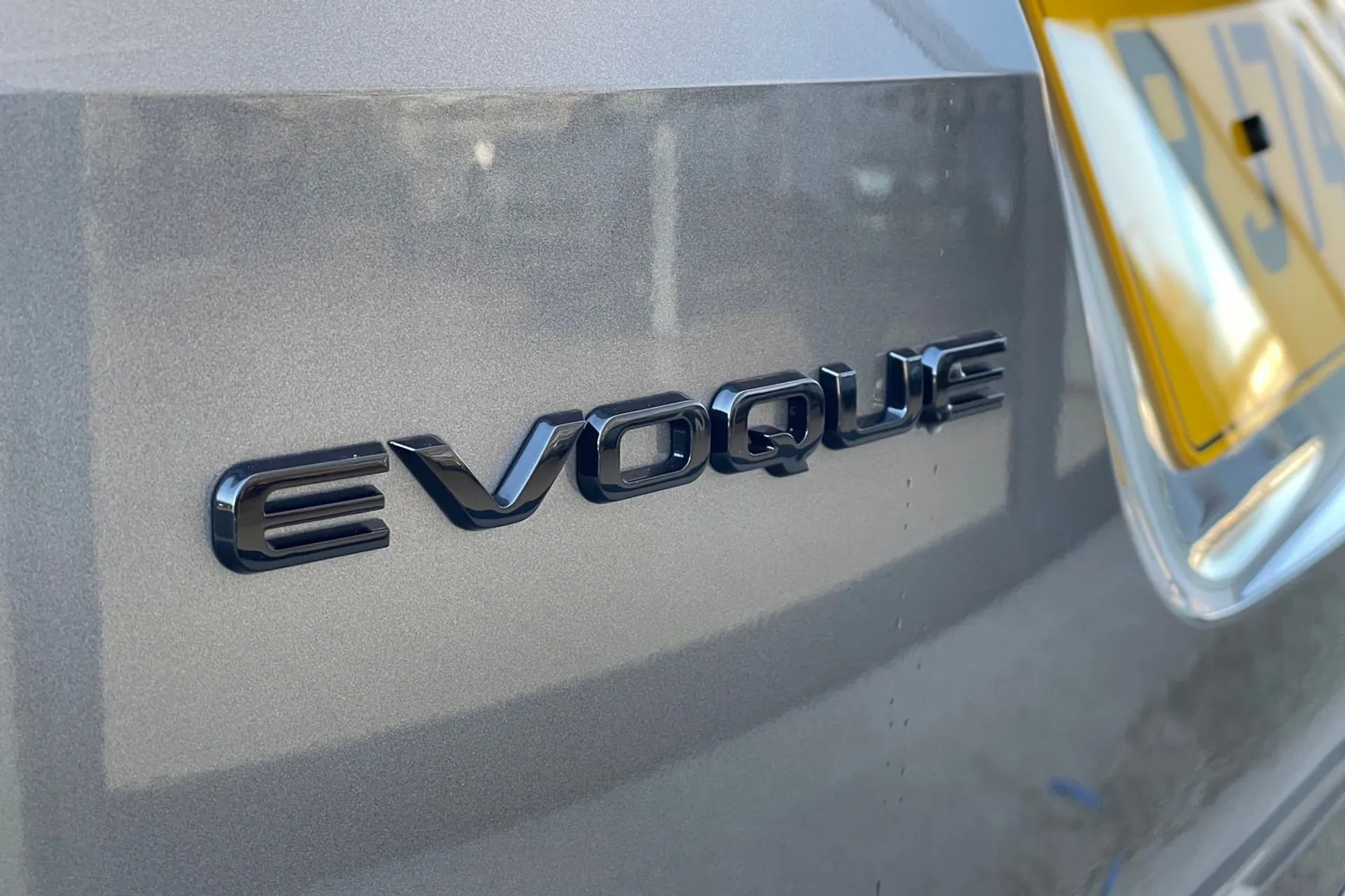 LAND ROVER RANGE ROVER EVOQUE thumbnail image number 57