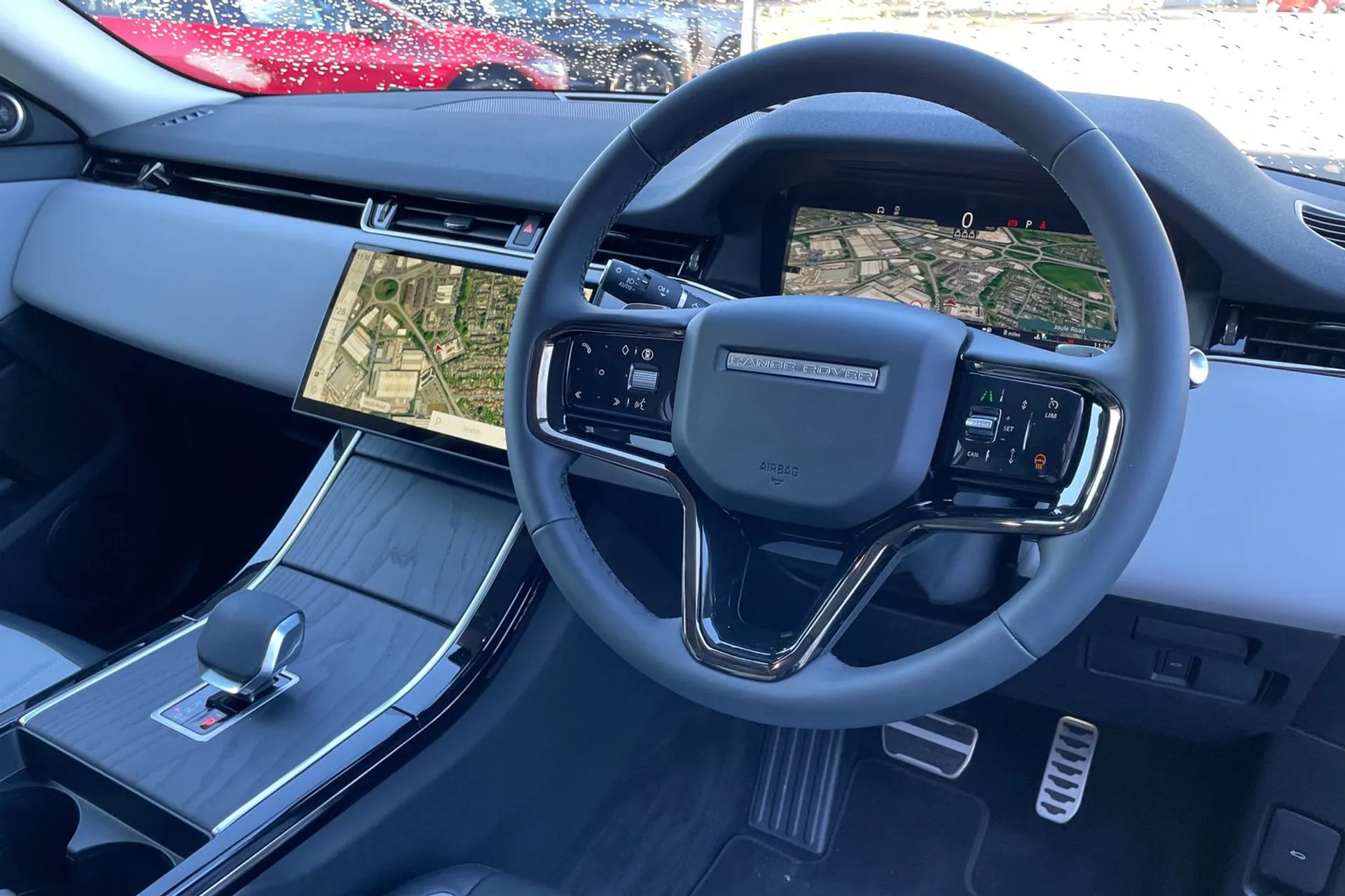 LAND ROVER RANGE ROVER EVOQUE thumbnail image number 32