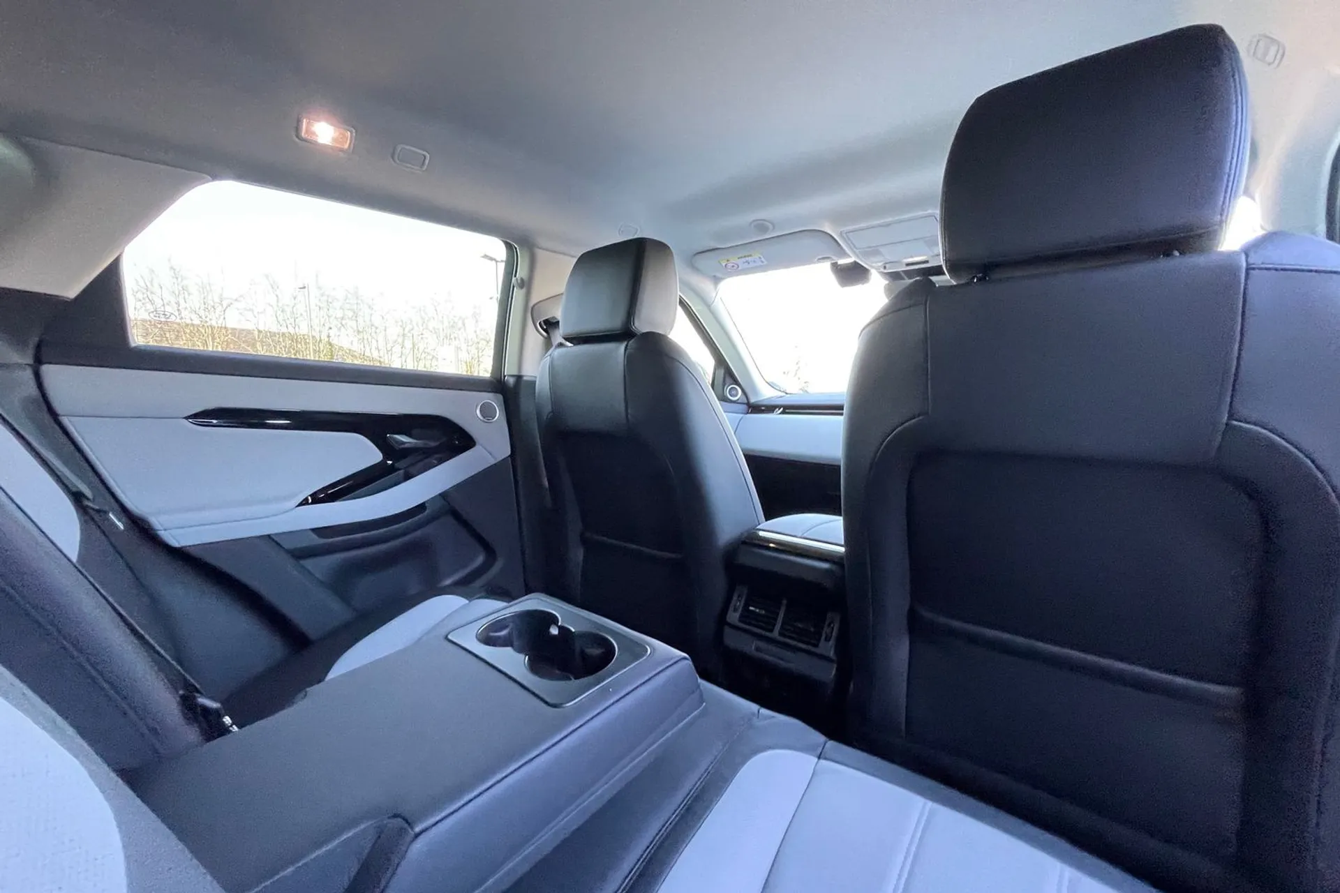 LAND ROVER RANGE ROVER EVOQUE thumbnail image number 42