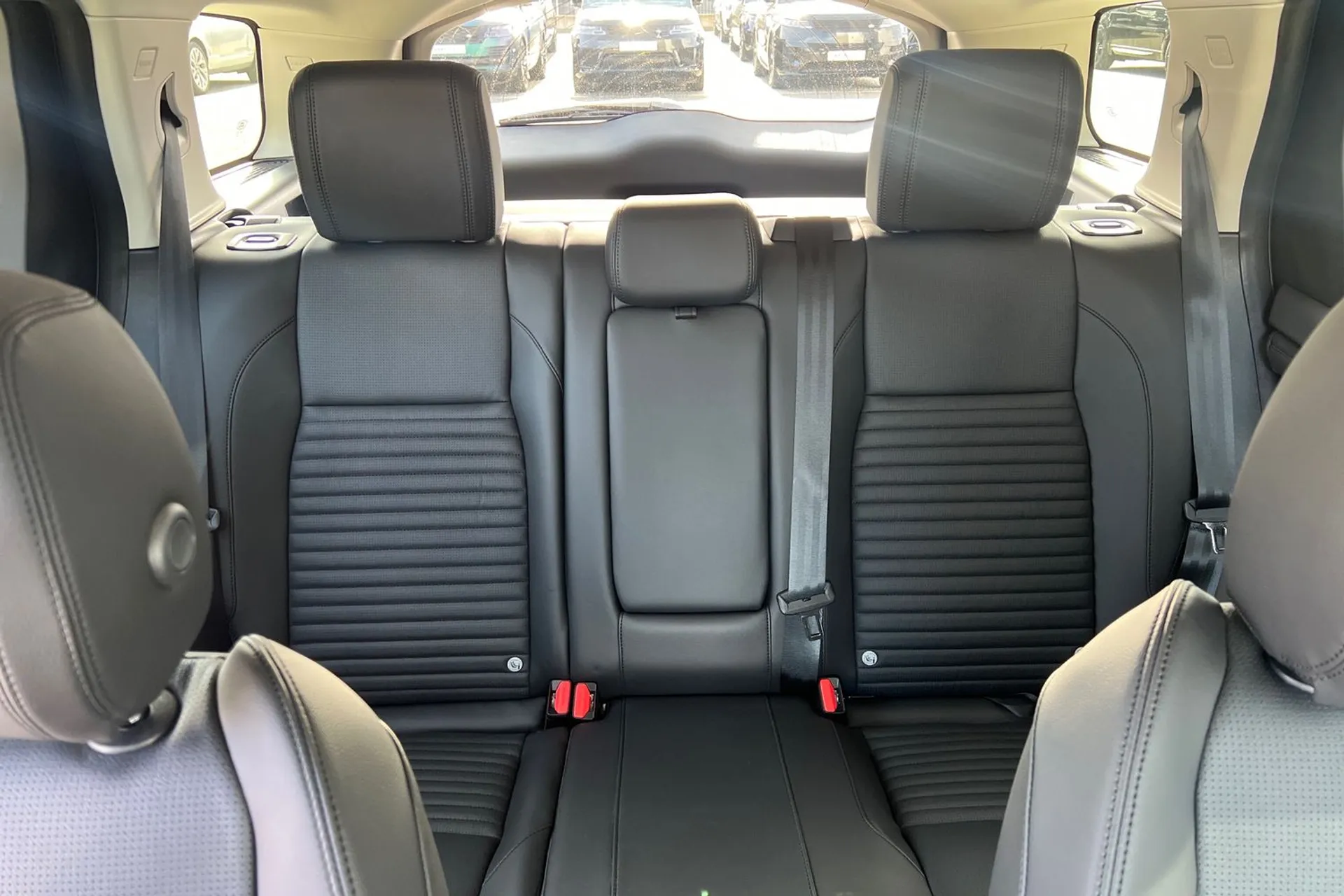 LAND ROVER DISCOVERY SPORT thumbnail image number 35